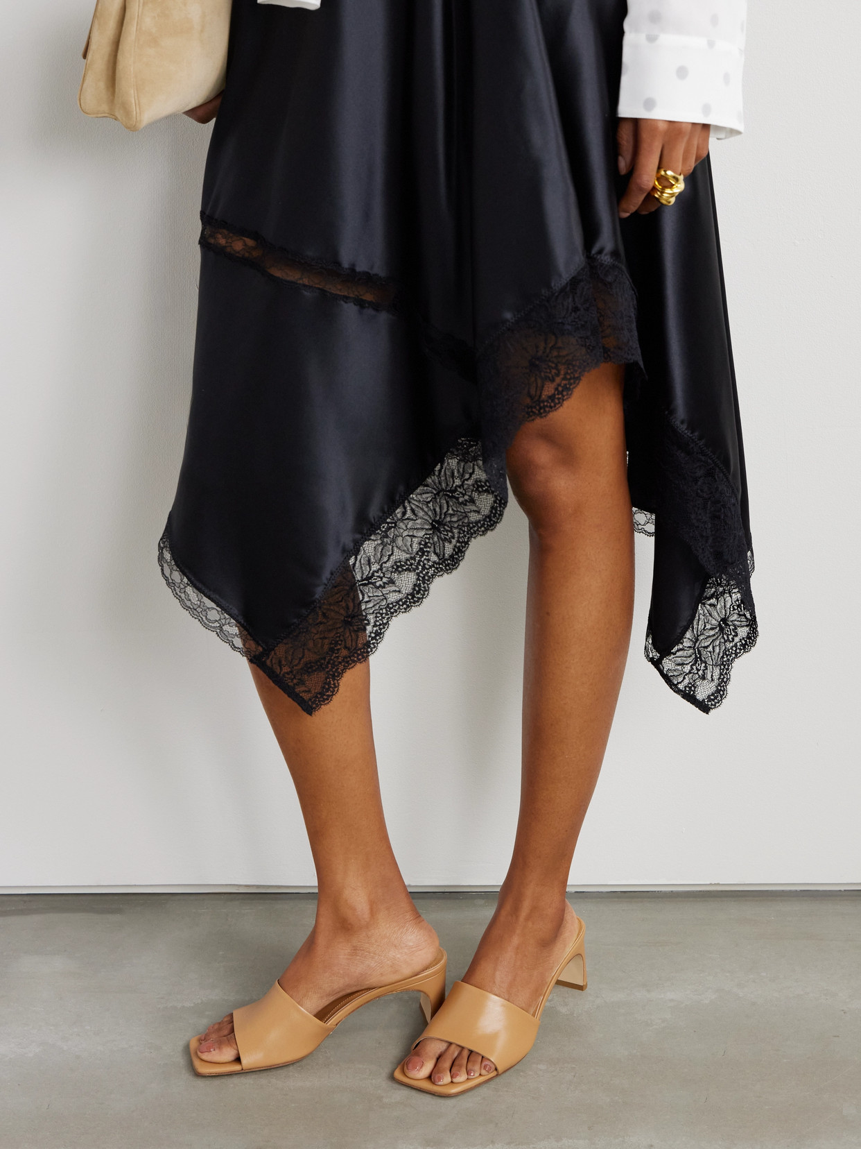 AEYDE JEANIE LEATHER MULES
