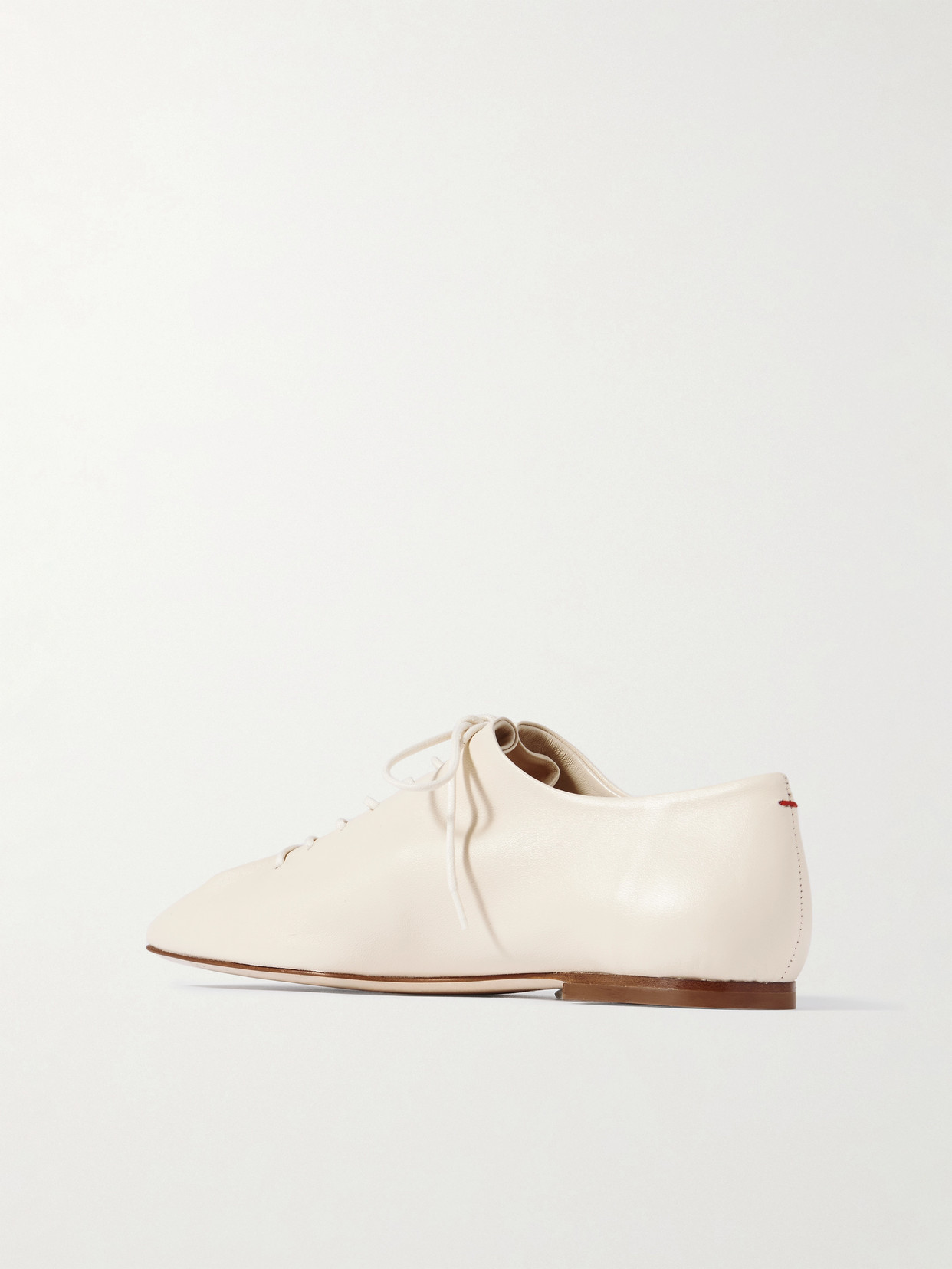 Aeyde Isla Leather Brogues In Cream