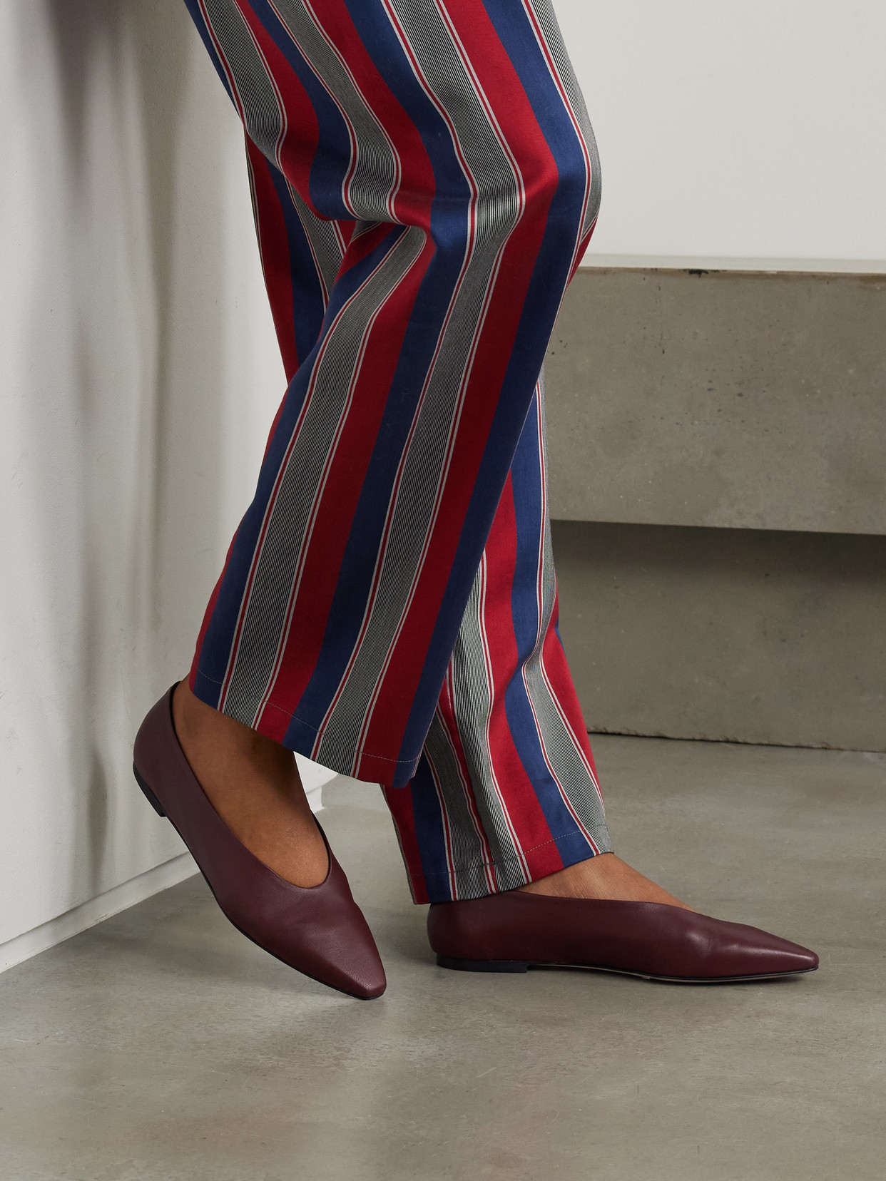 Aeyde Womens Wine Betty Pointed-toe Leather Ballet Flats