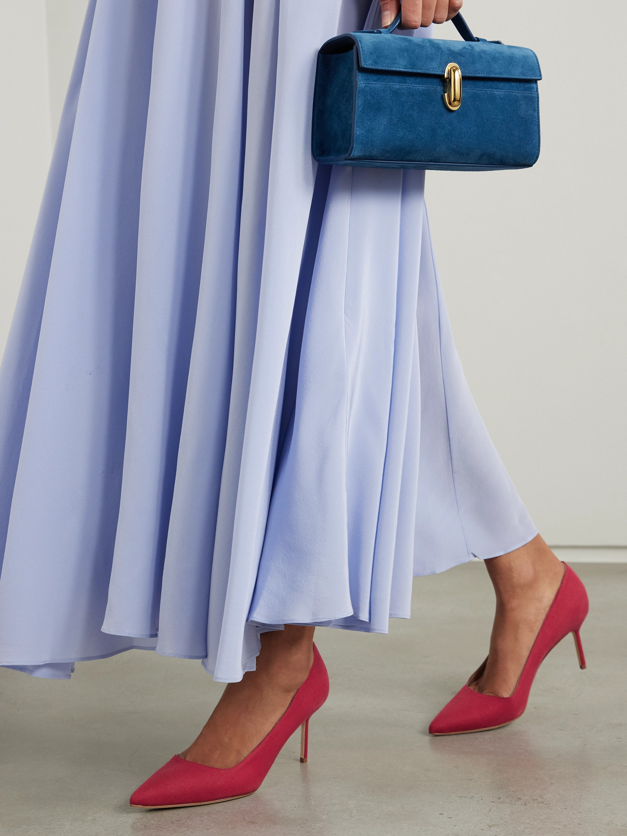 Manolo Blahnik Bb 70 Canvas Pumps In Red