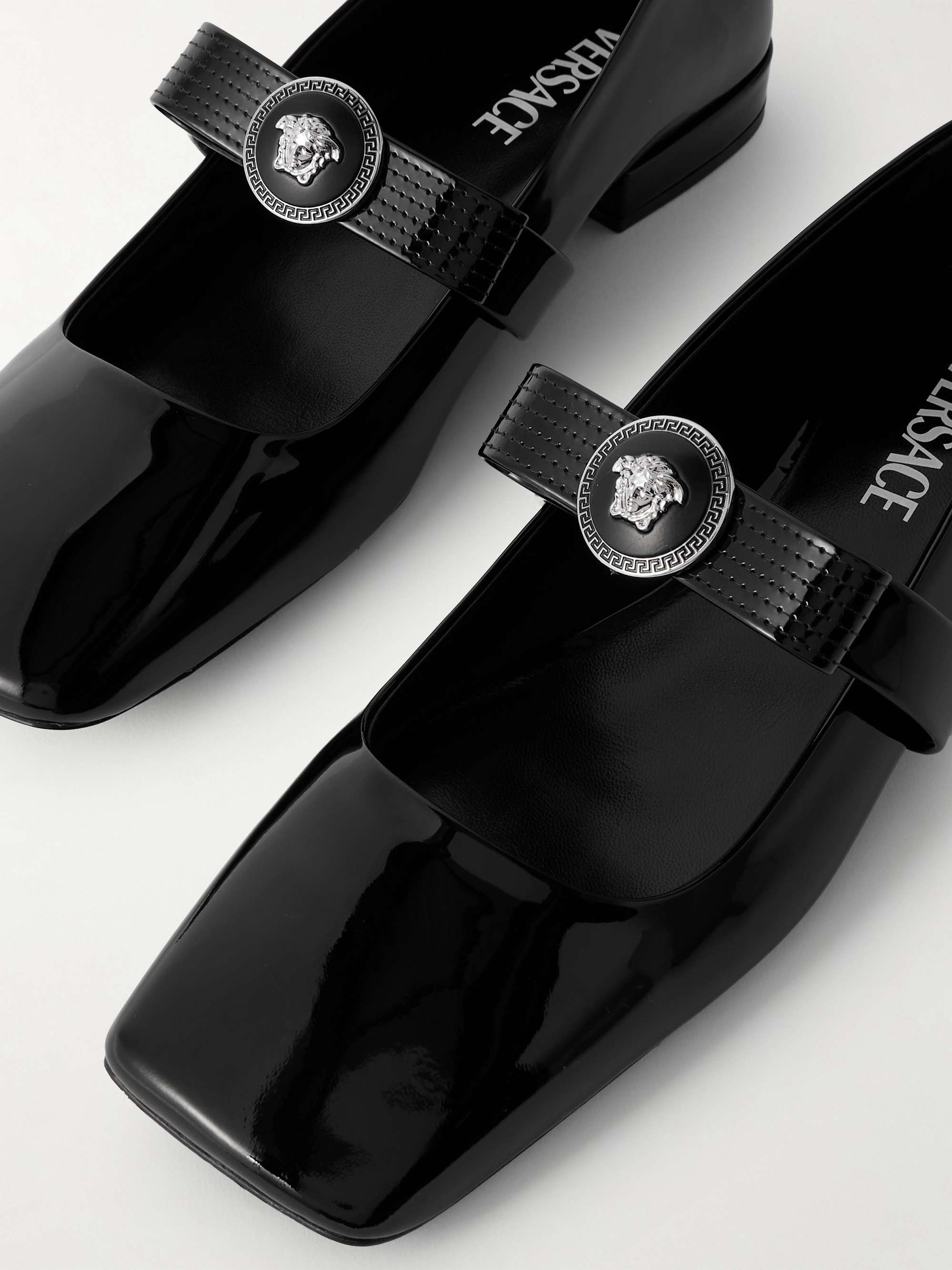 VERSACE 