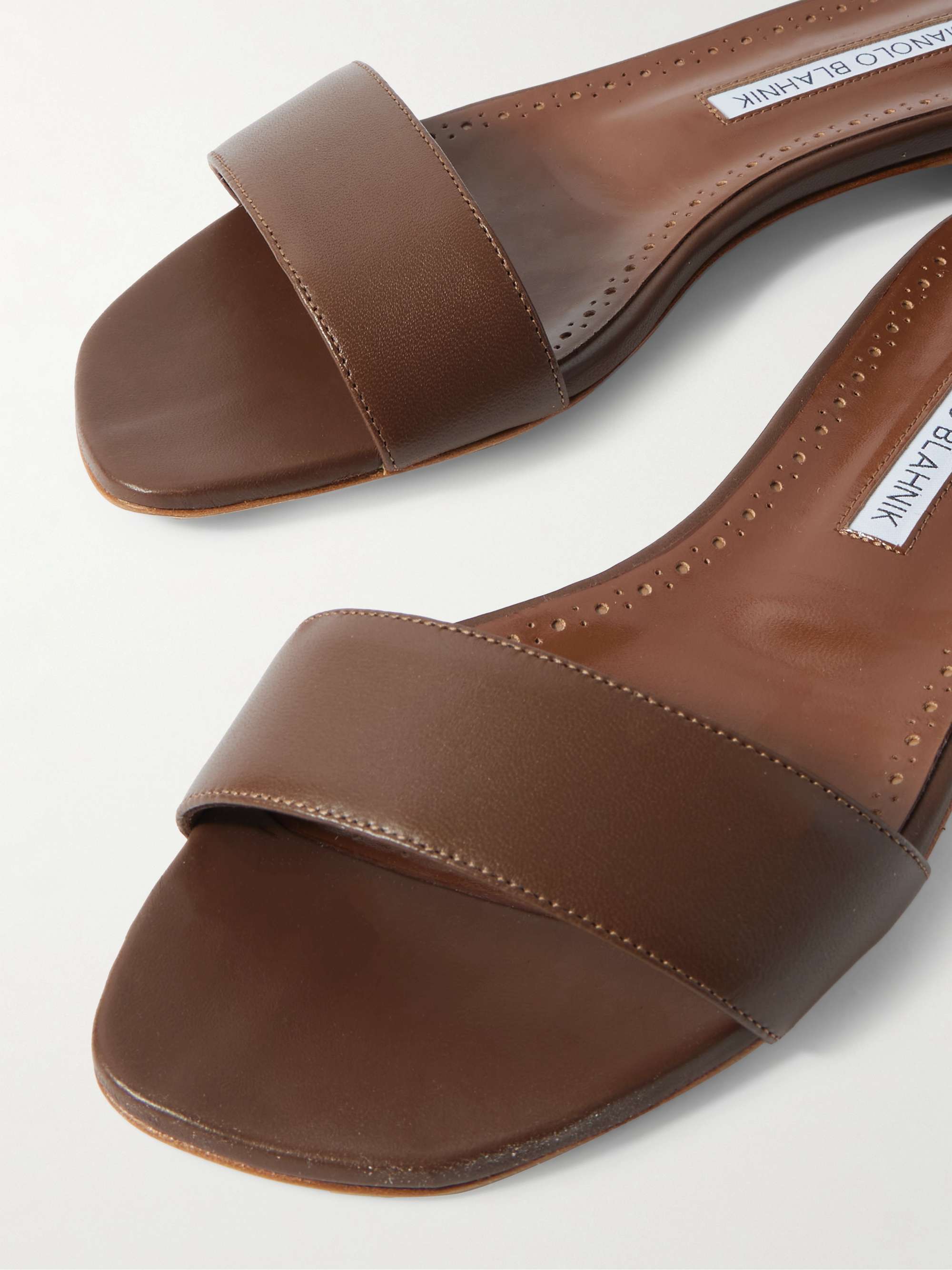 MANOLO BLAHNIK 