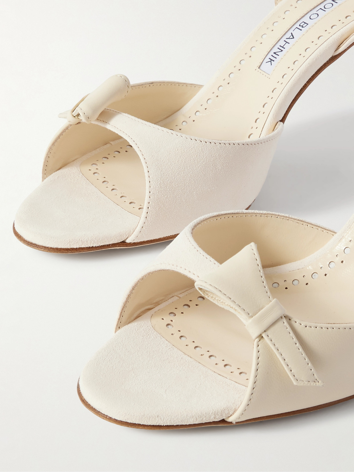 Manolo Blahnik Limosan 70 Leather Sandals In Cream