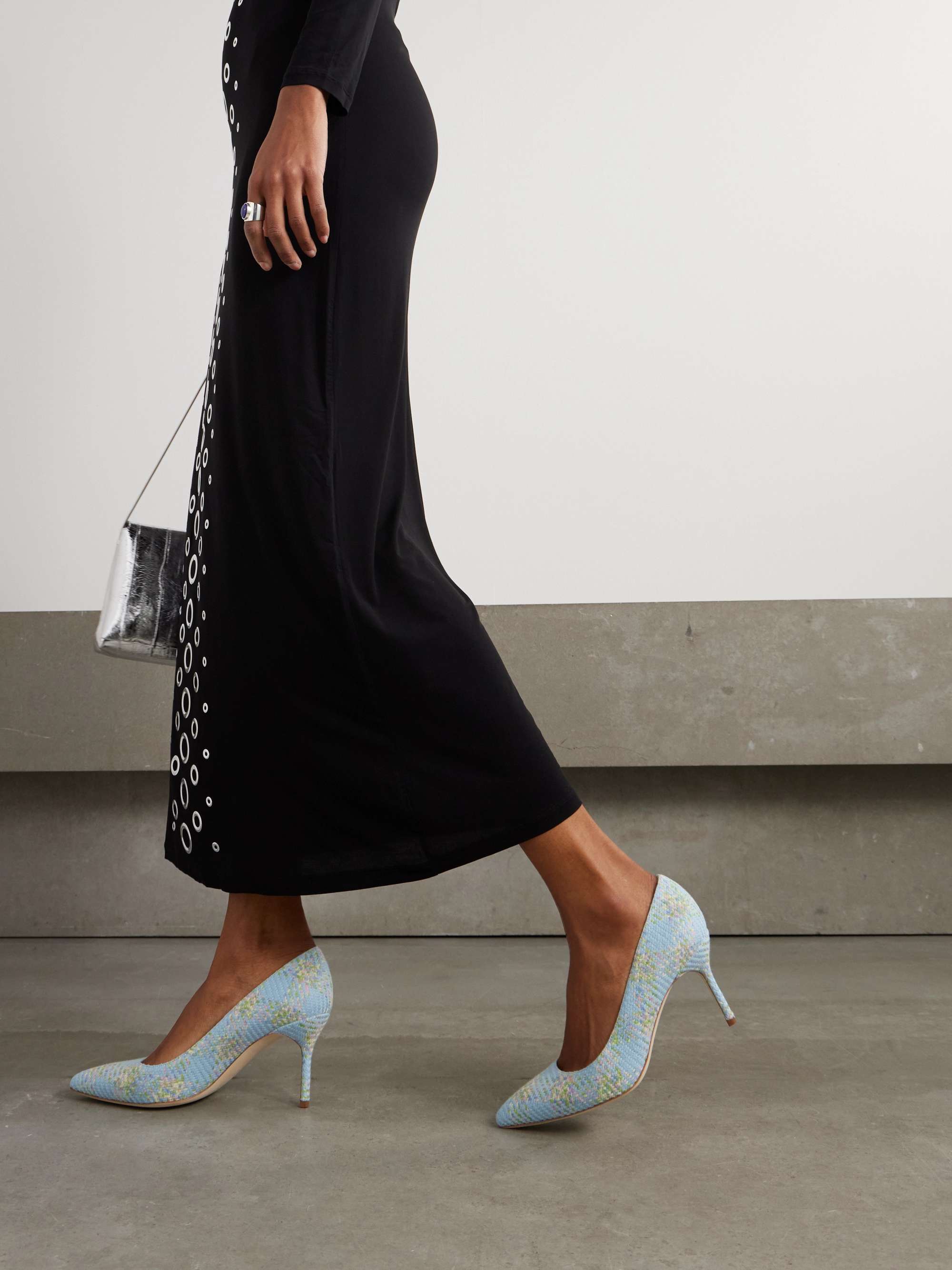 MANOLO BLAHNIK 