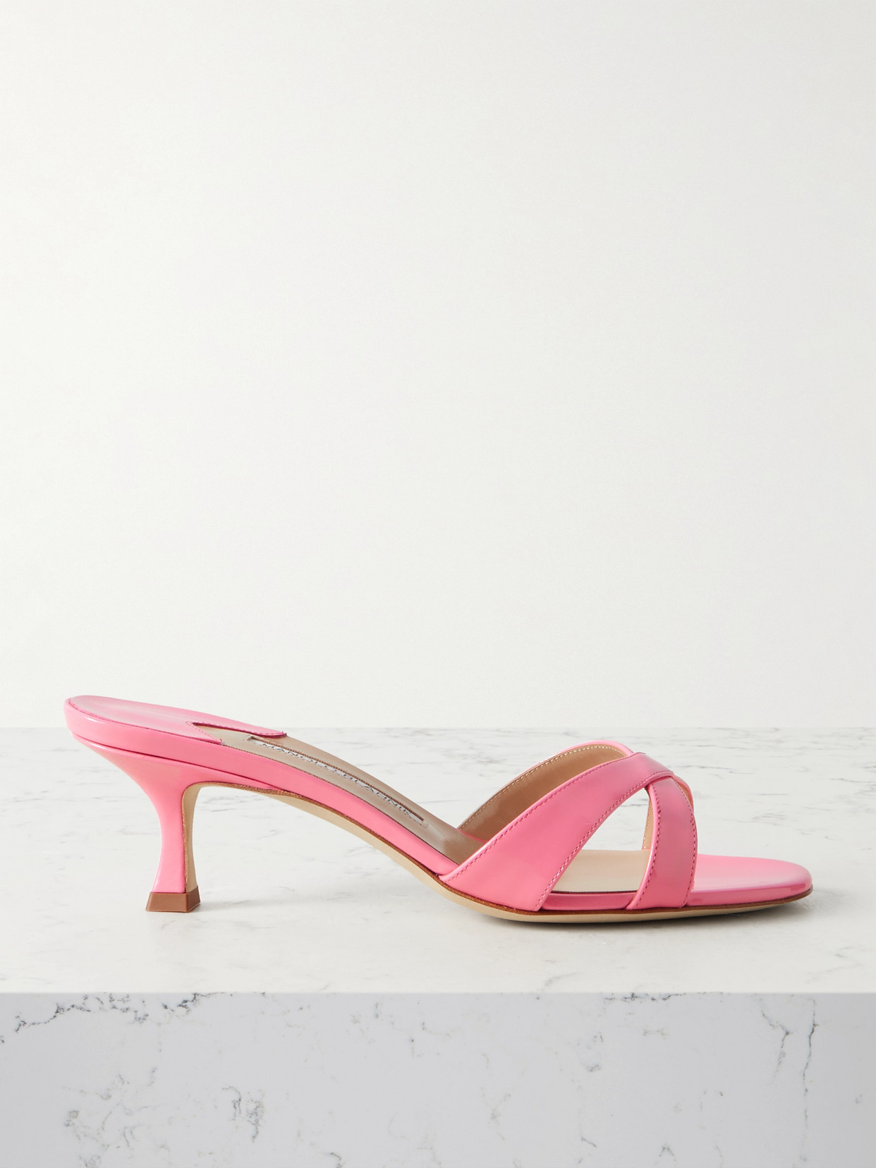 Manolo Blahnik Callamu 50 Patent-leather Mules In Pink