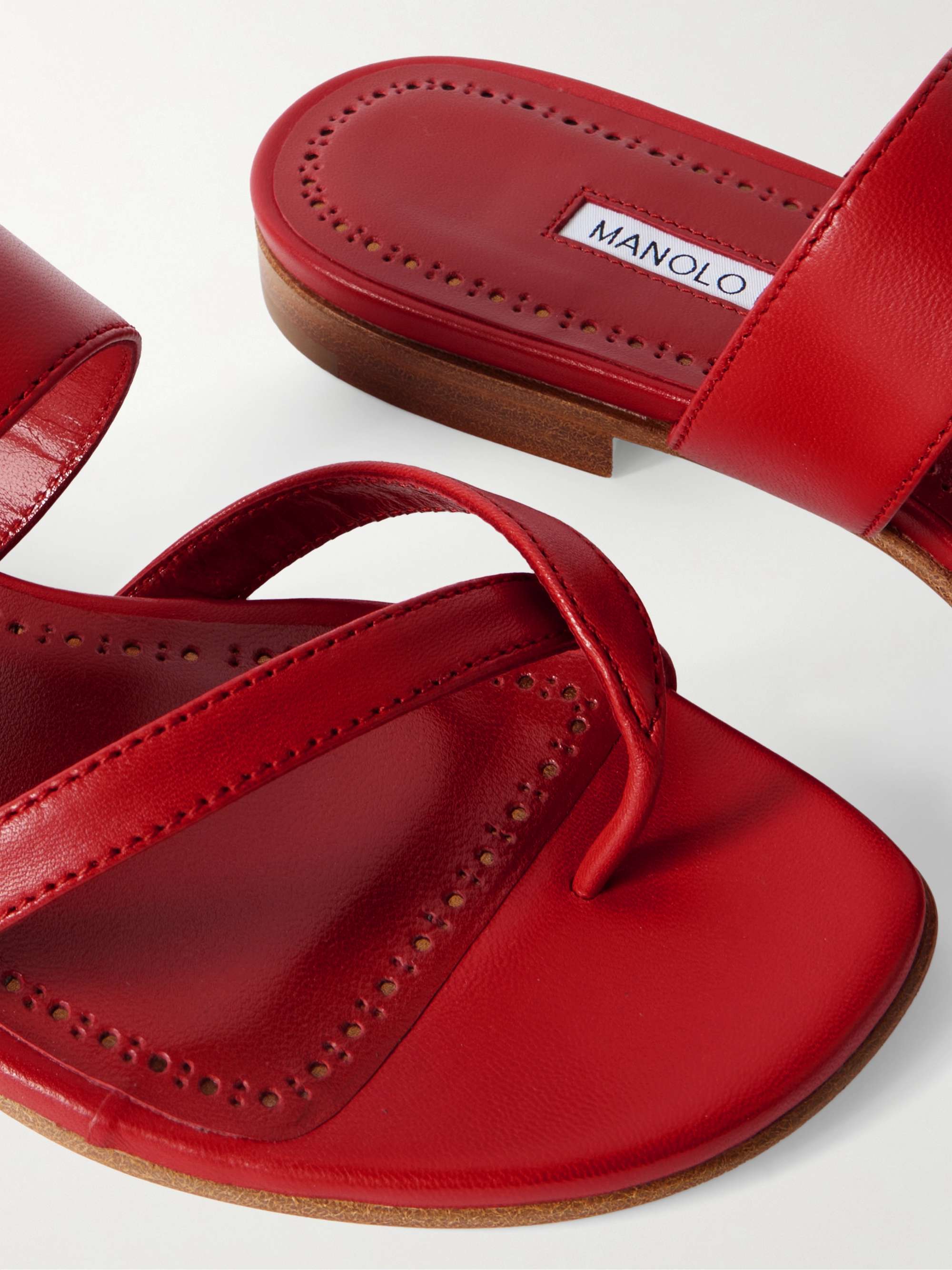 MANOLO BLAHNIK 