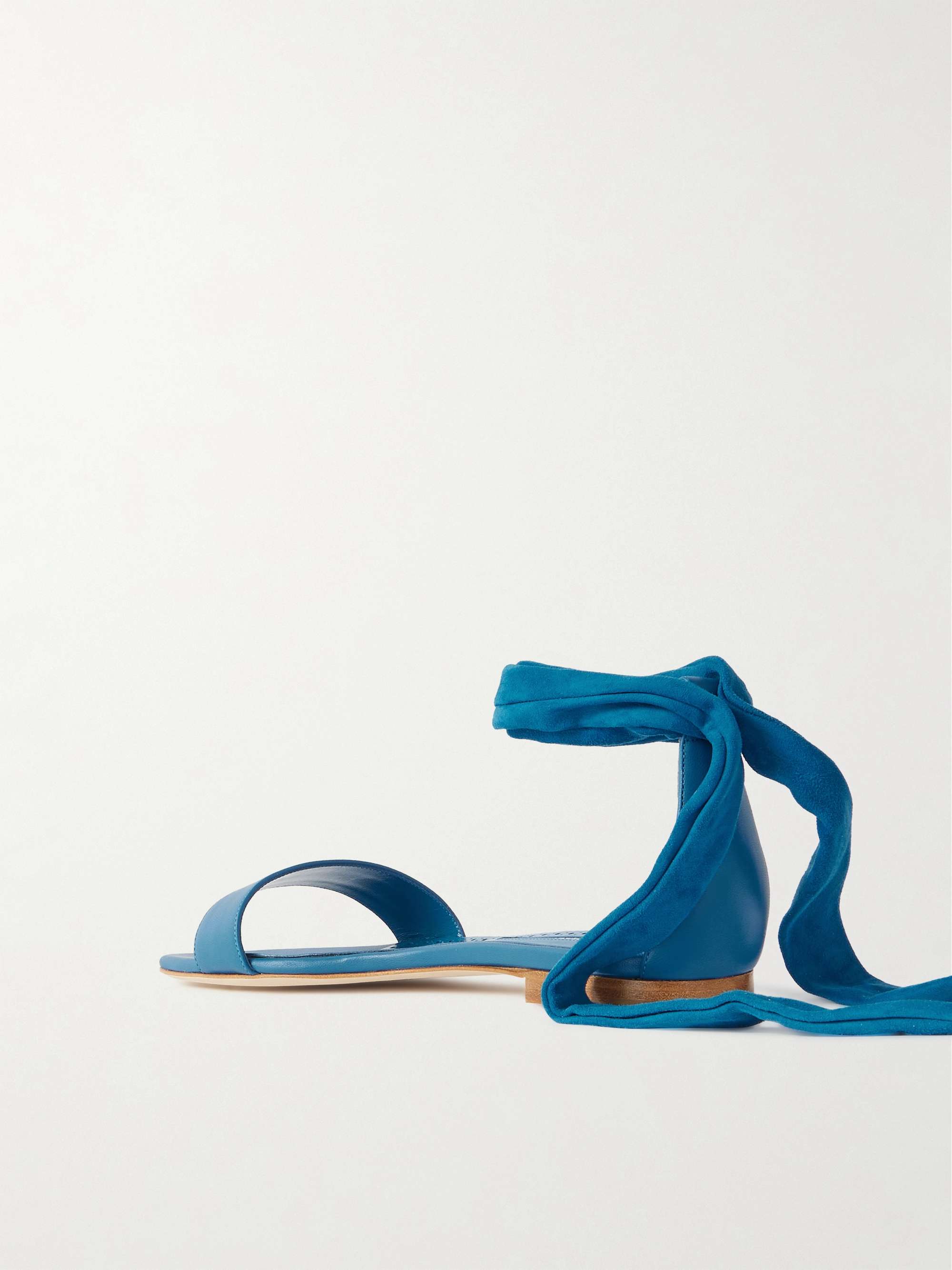 MANOLO BLAHNIK 