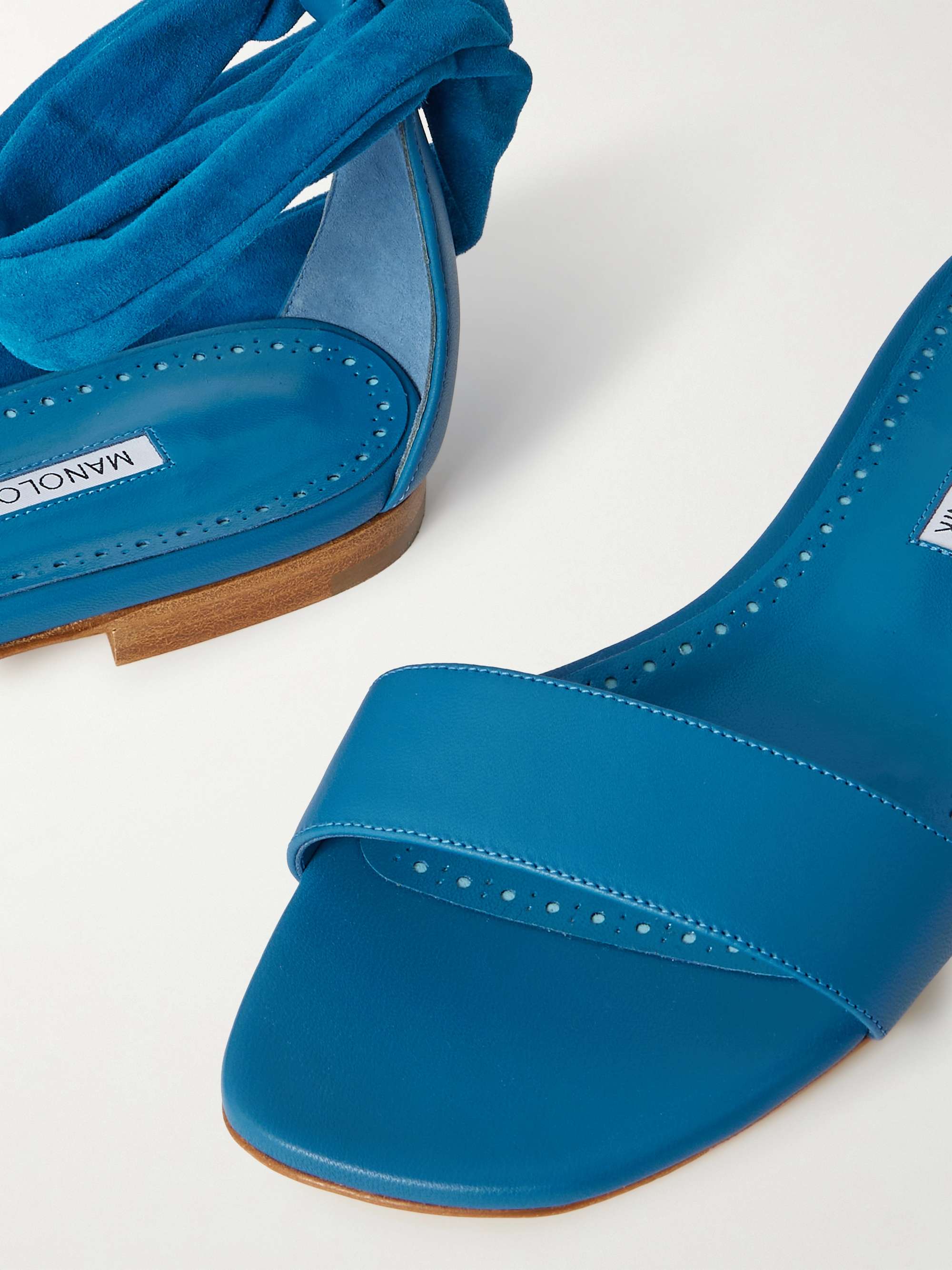 MANOLO BLAHNIK 