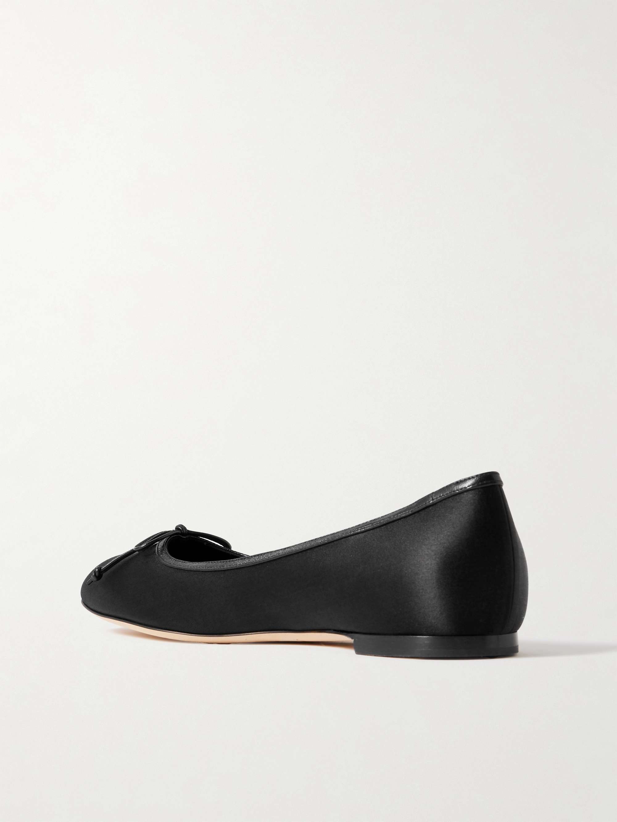 MANOLO BLAHNIK 