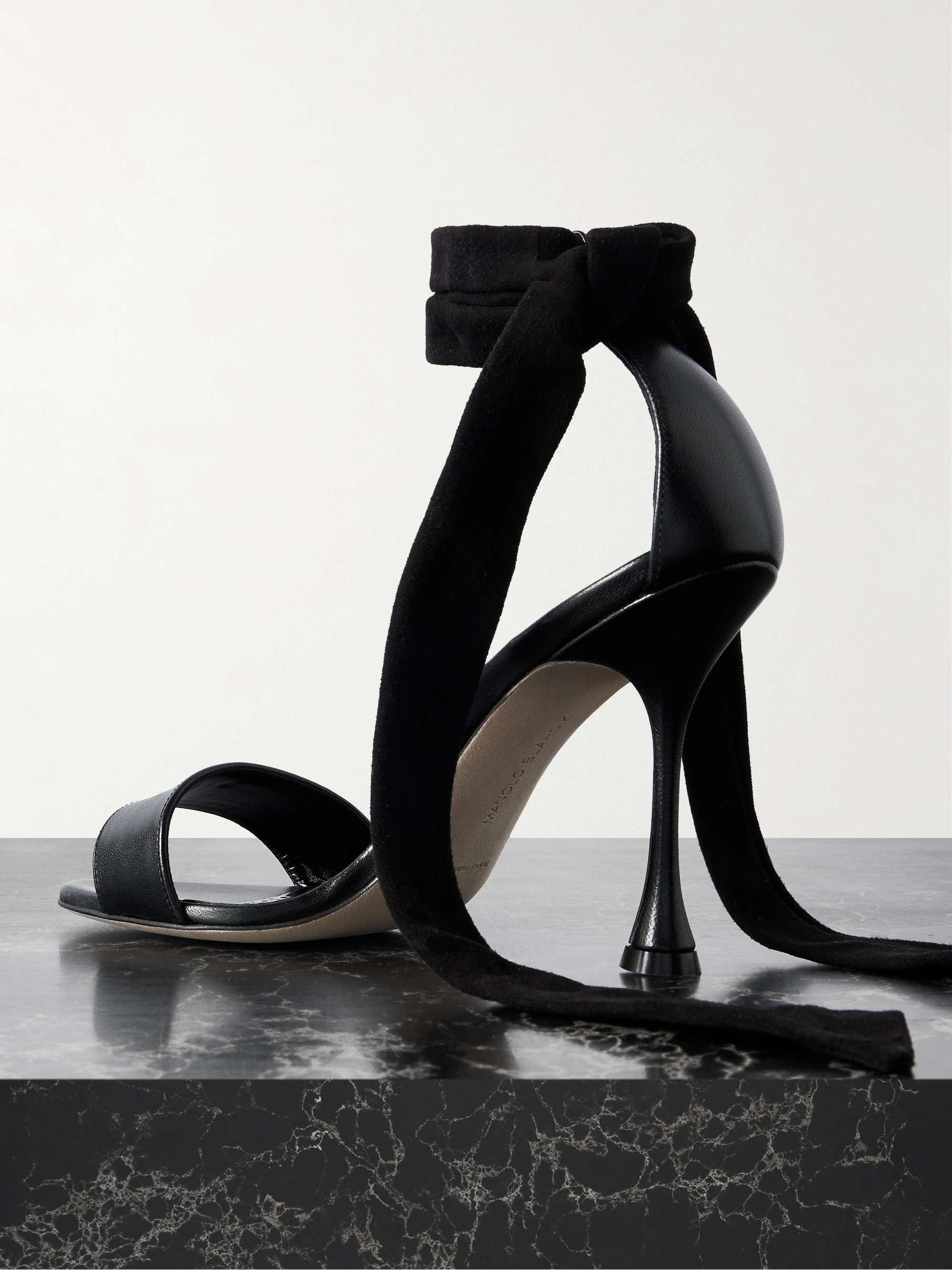 MANOLO BLAHNIK 