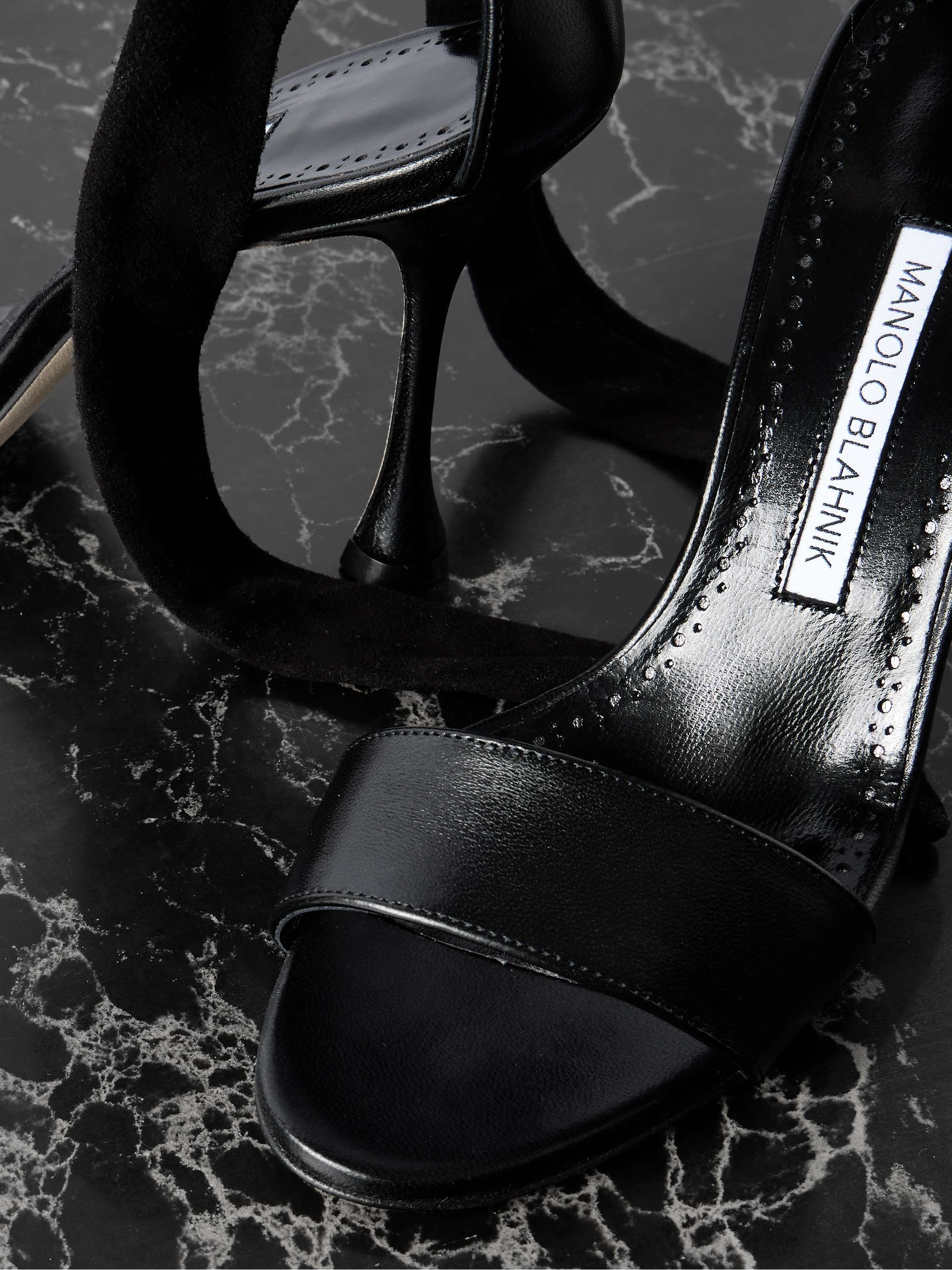 MANOLO BLAHNIK 
