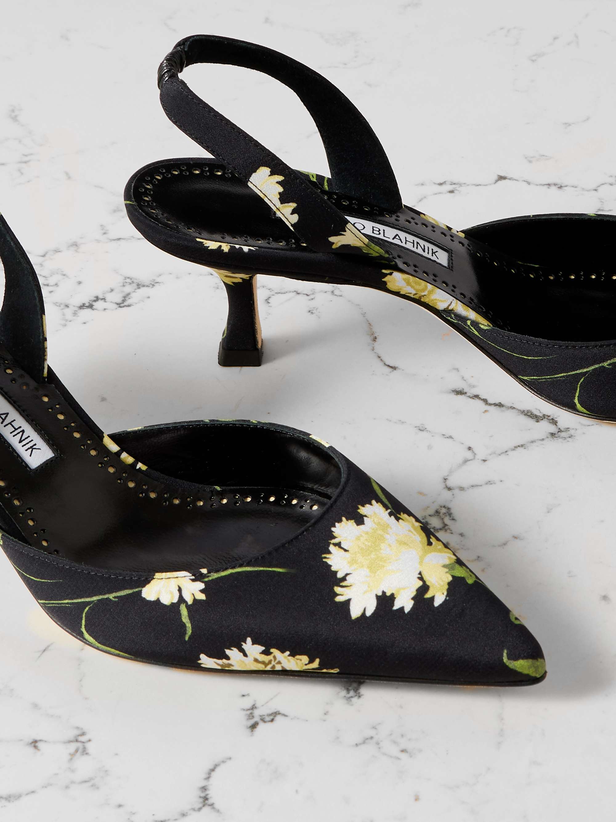 MANOLO BLAHNIK 