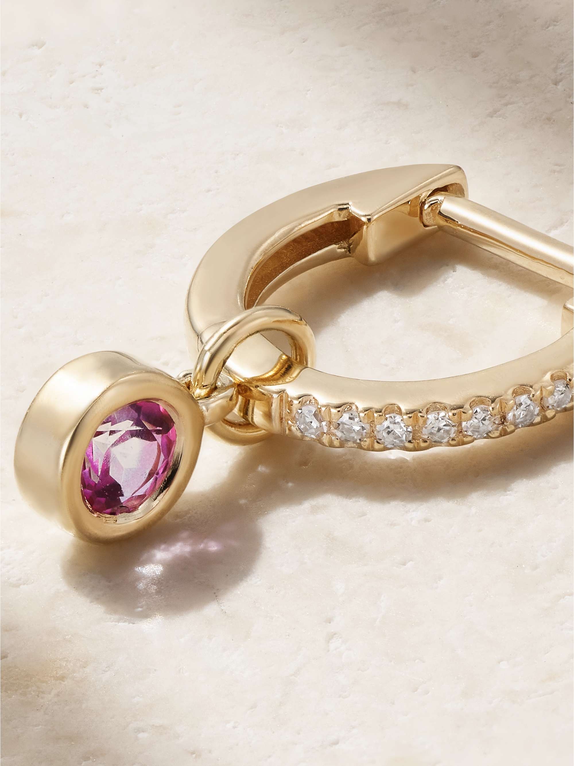 STONE AND STRAND 