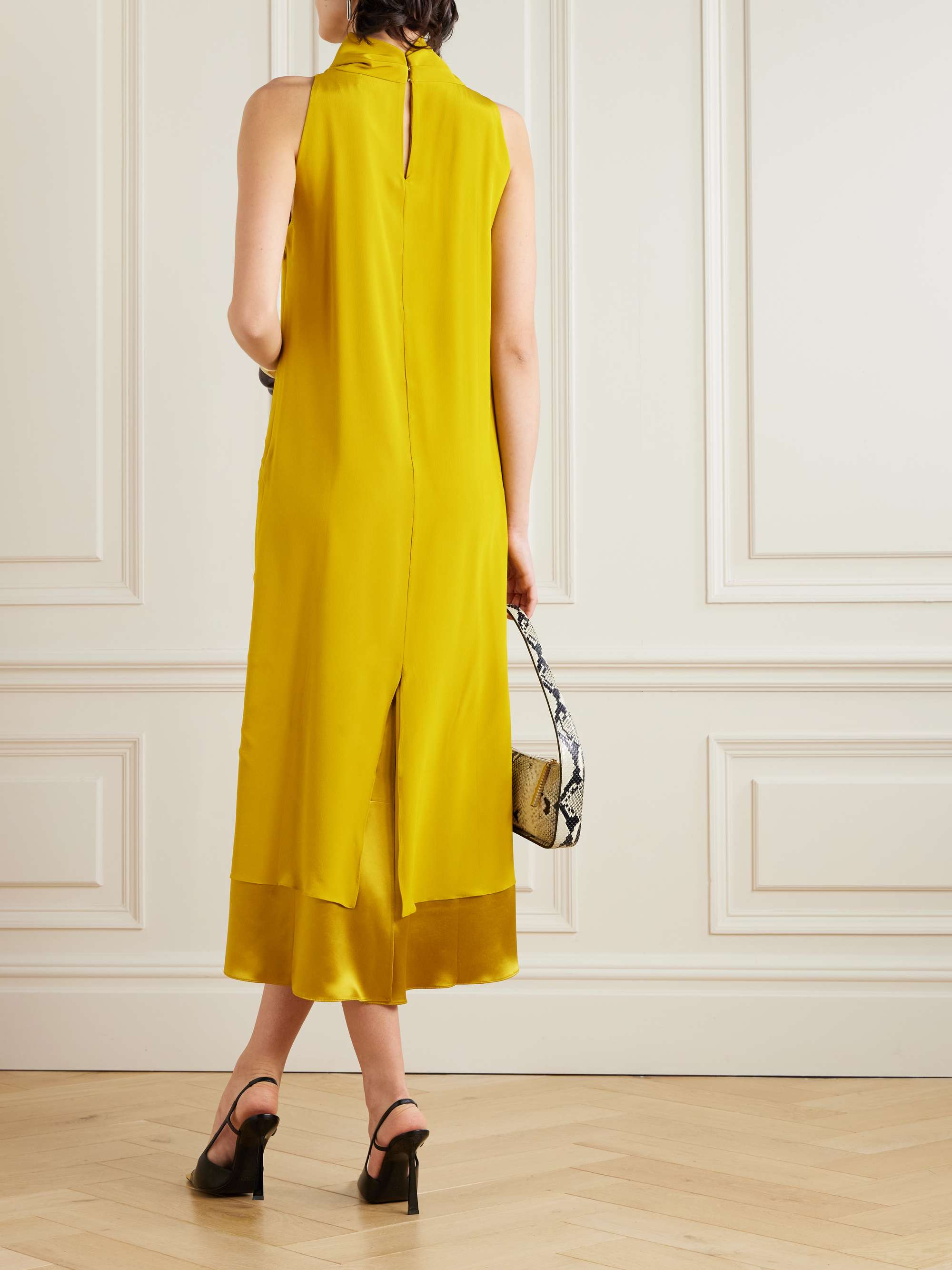 ALTUZARRA 