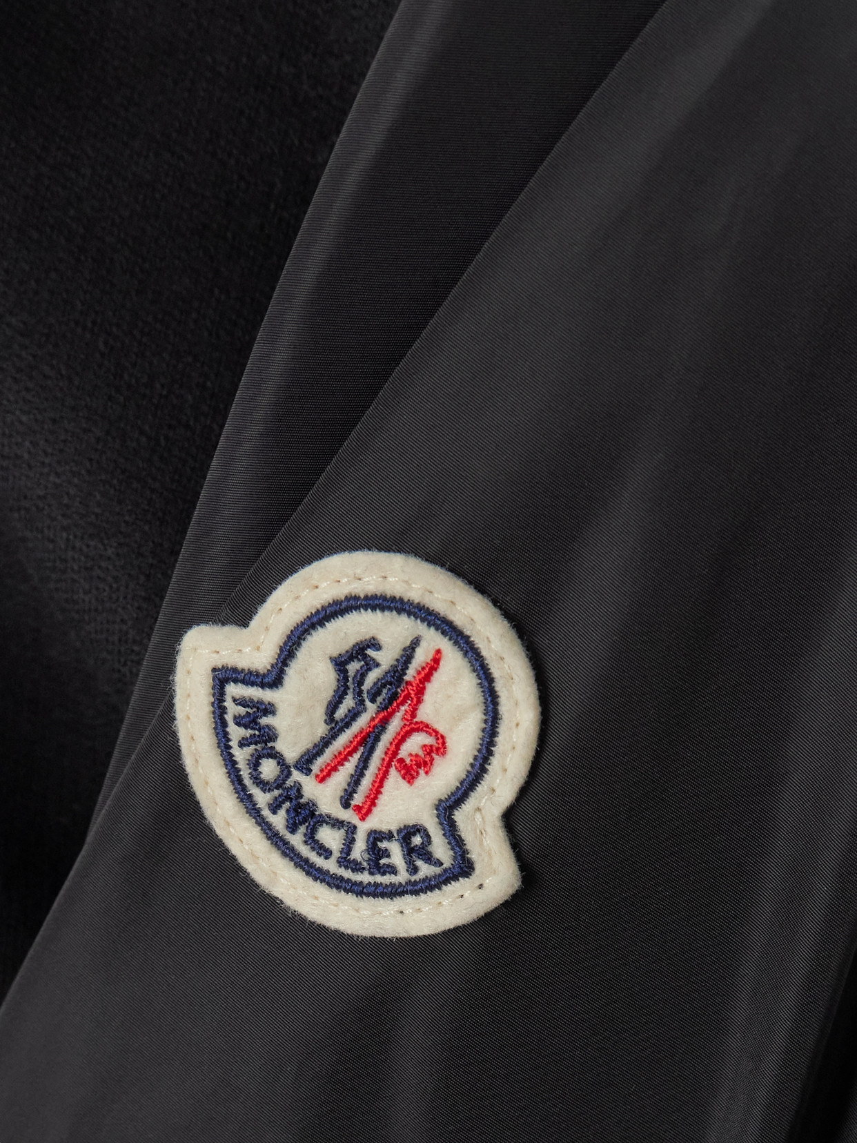 Moncler Cotton And Nylon T-shirt With Puffed Sleeves In Black