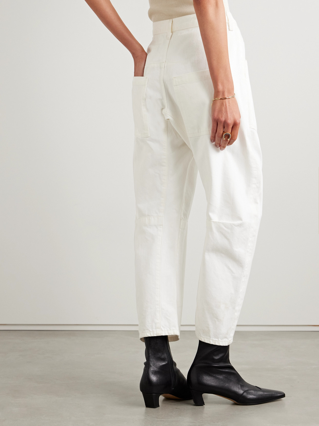 Shop Nili Lotan Shon Cotton-blend Twill Tapered Pants In Cream