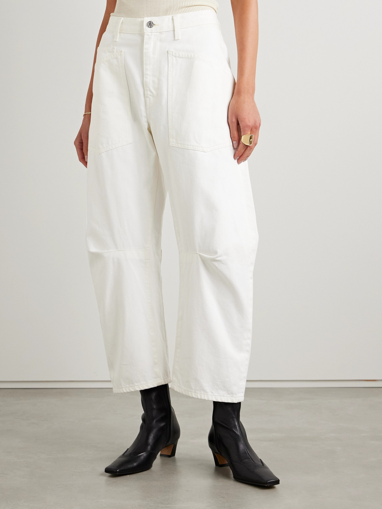 Shop Nili Lotan Shon Cotton-blend Twill Tapered Pants In Cream