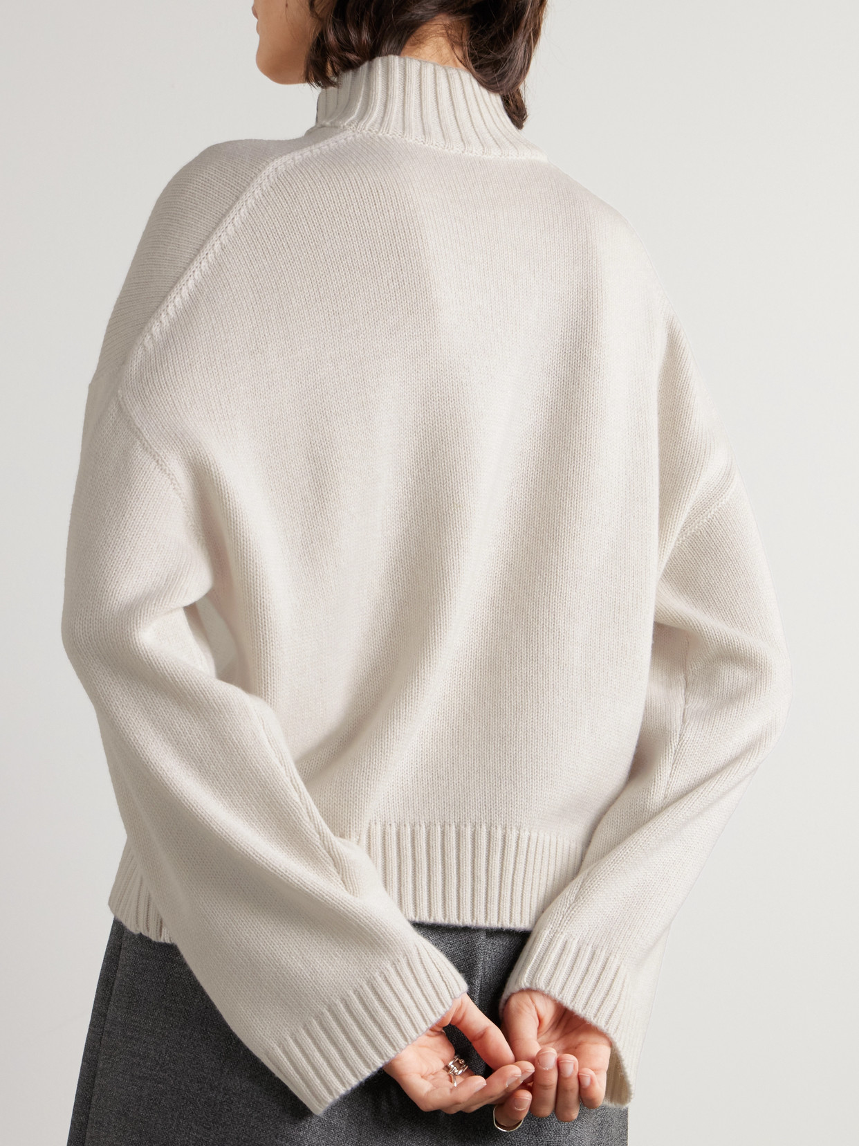 Brunello Cucinelli Turtleneck Cashmere Sweater In White
