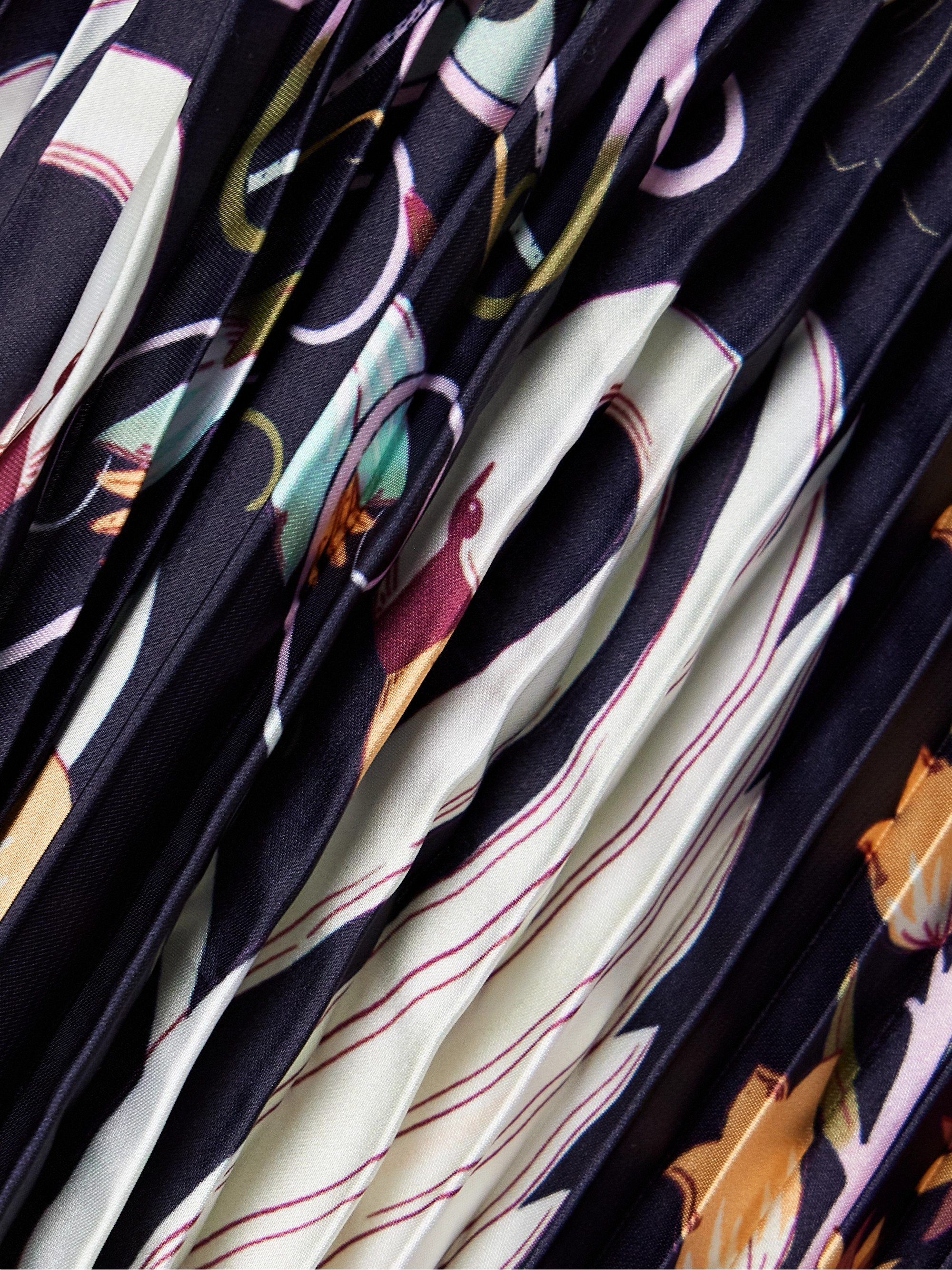 FARM Rio Floral-print plissé-satin midi dress thumbnail