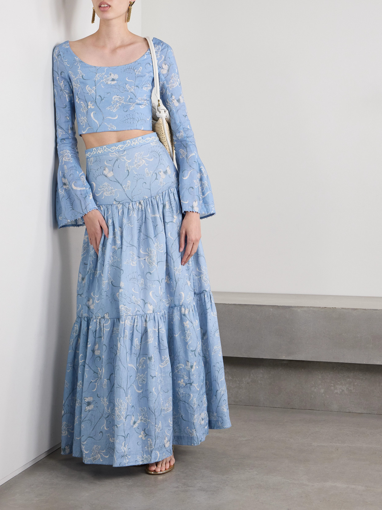 Agua By Agua Bendita Limoncillo Lymanopoda Cropped Bead-embellished Printed Linen Top In Blue