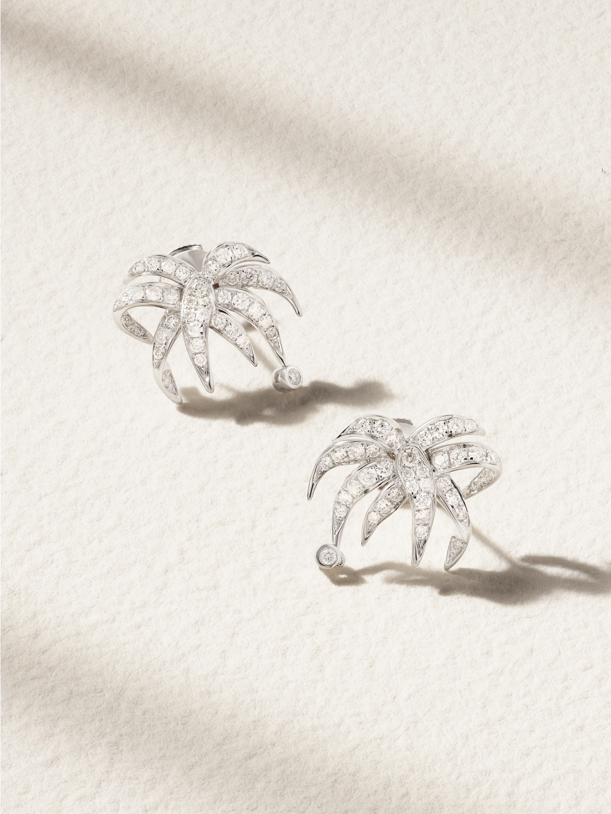 Yvonne Léon Paradise Island 18-karat White Gold Diamond Earrings In Silver