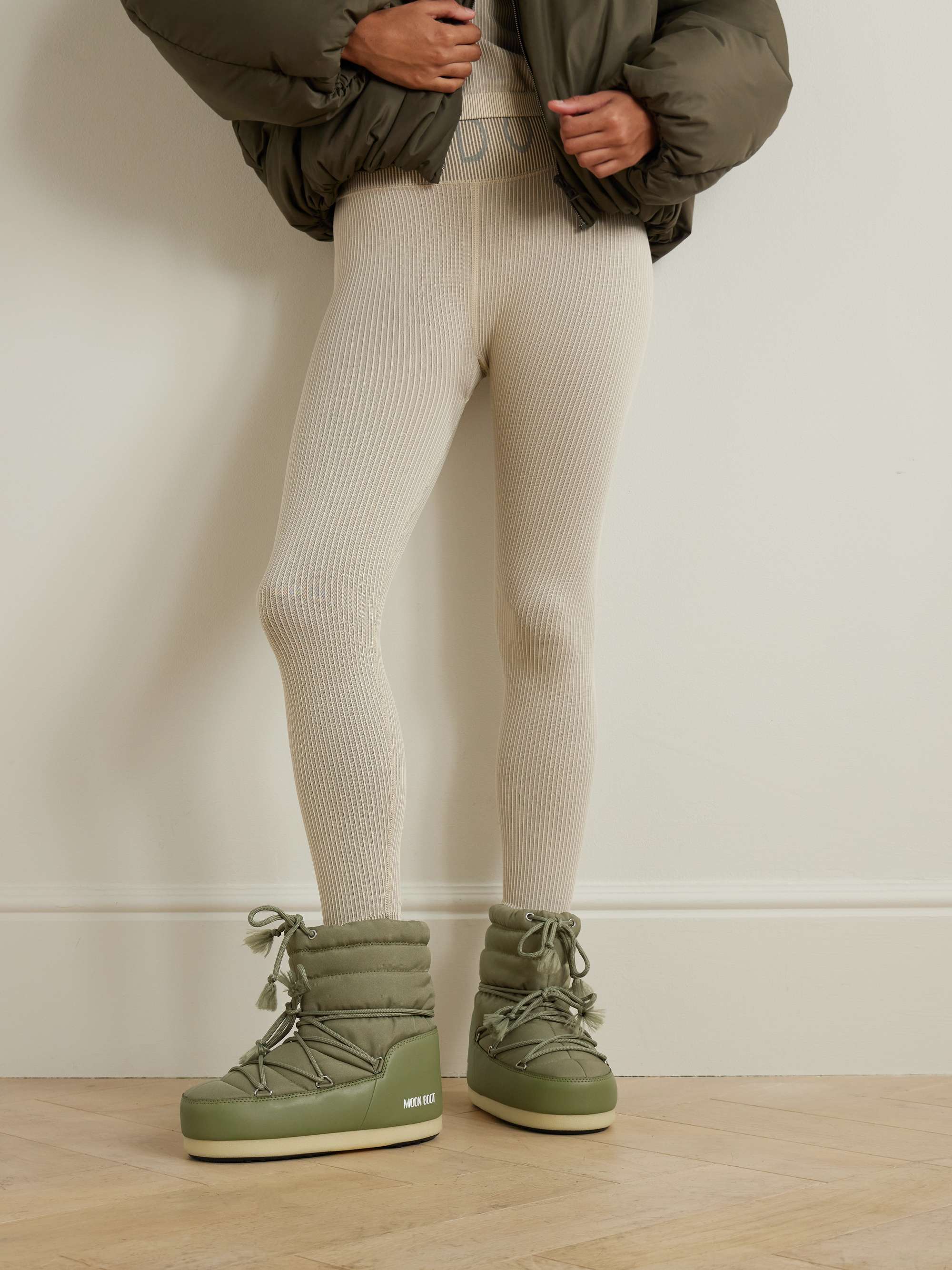 MOON BOOT 