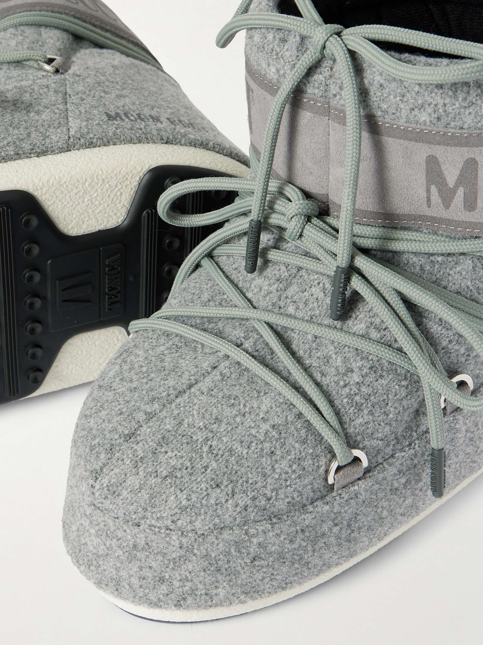 MOON BOOT 