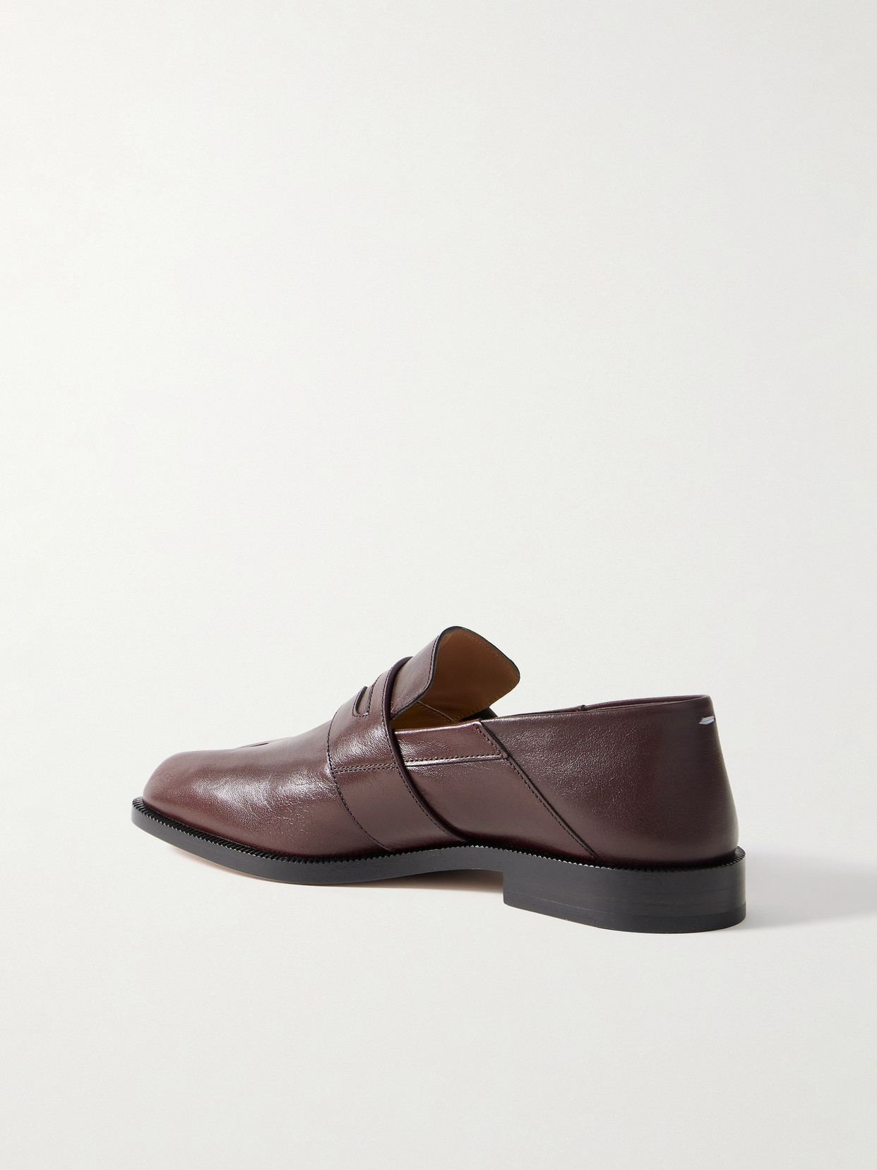 Maison Margiela Tabi Split-toe Collapsible-heel Leather Loafers In Burgundy