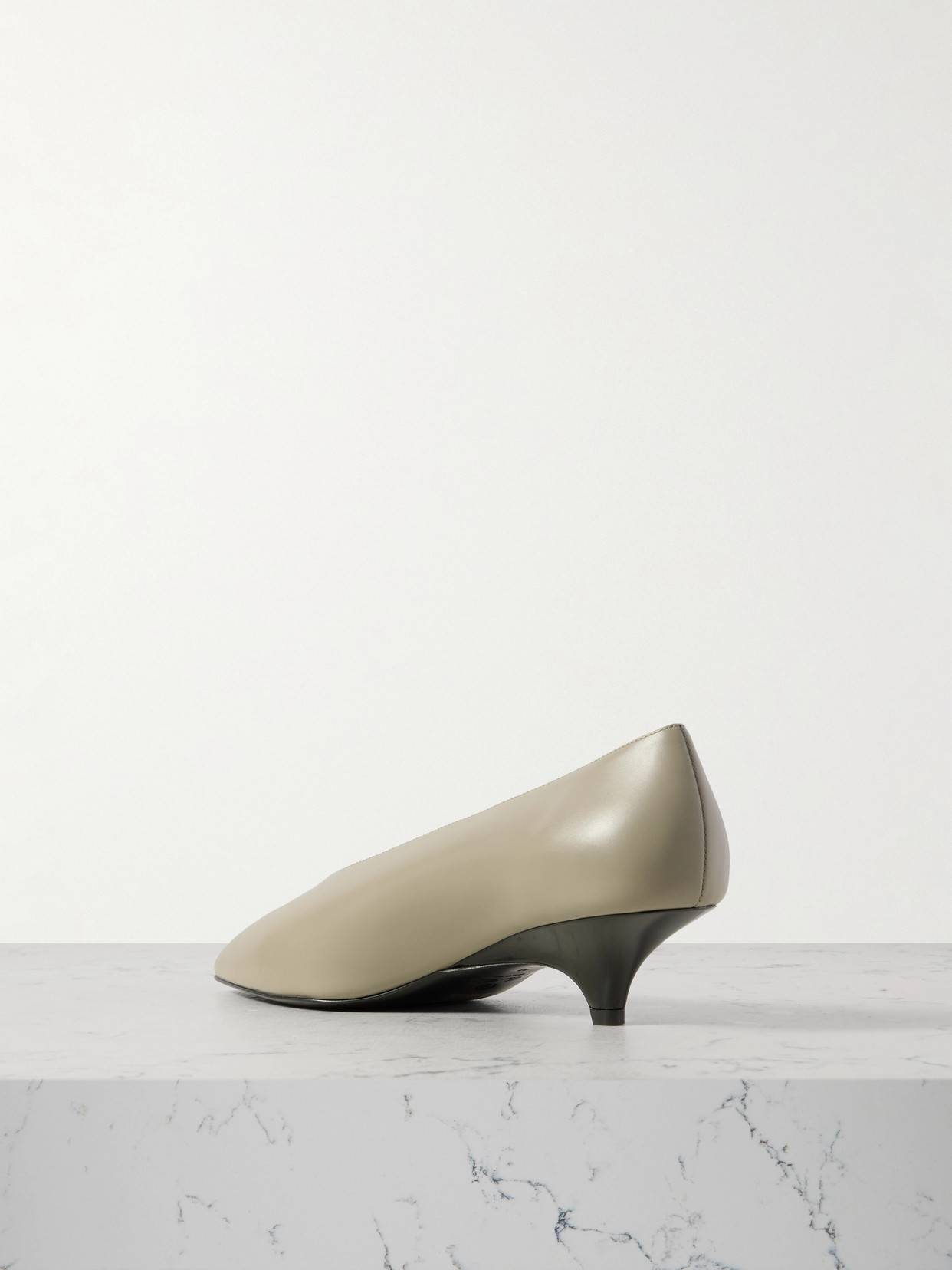 Loro Piana Rebecca Leather Pumps In Green