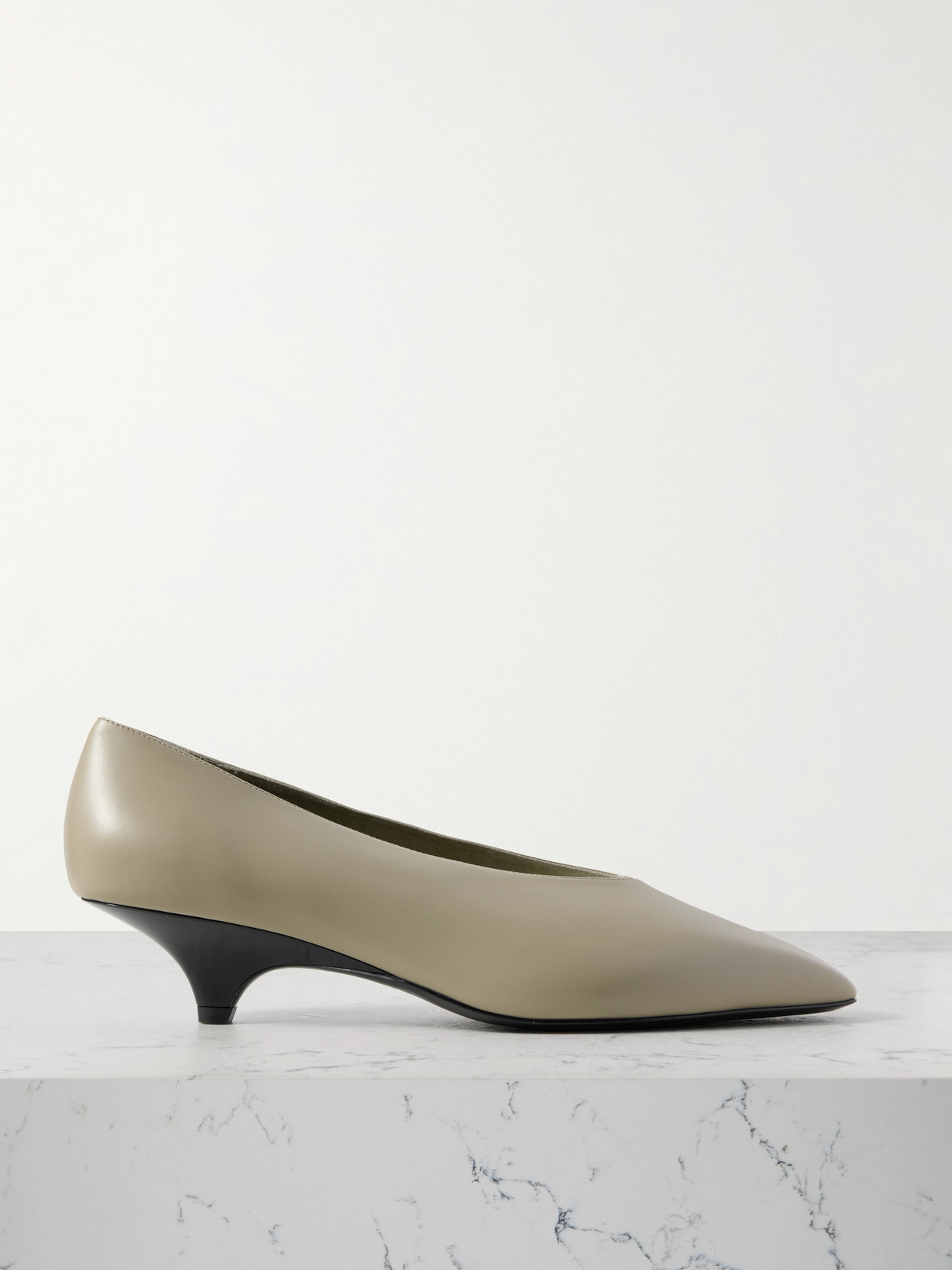 Loro Piana Rebecca Leather Pumps In Green