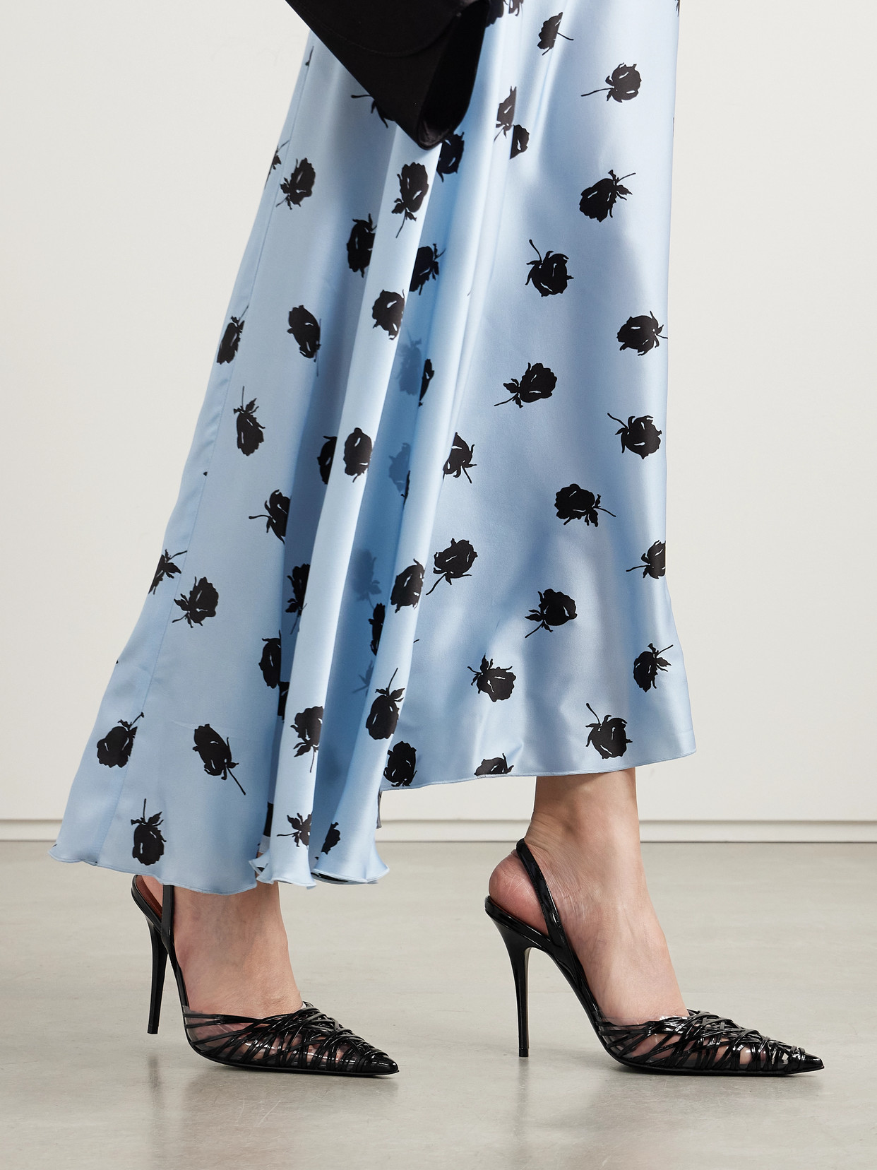Amina Muaddi 90mm Lori Patent Leather Slingbacks In Black
