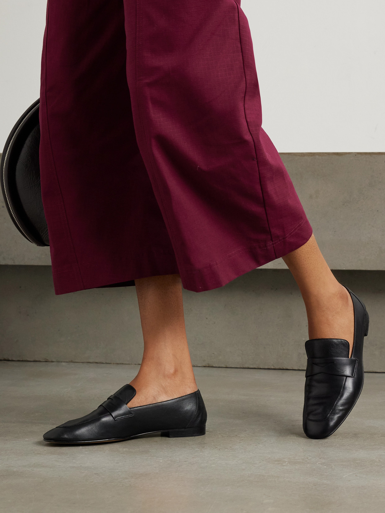 Le Monde Beryl Leather Penny Loafers In Black