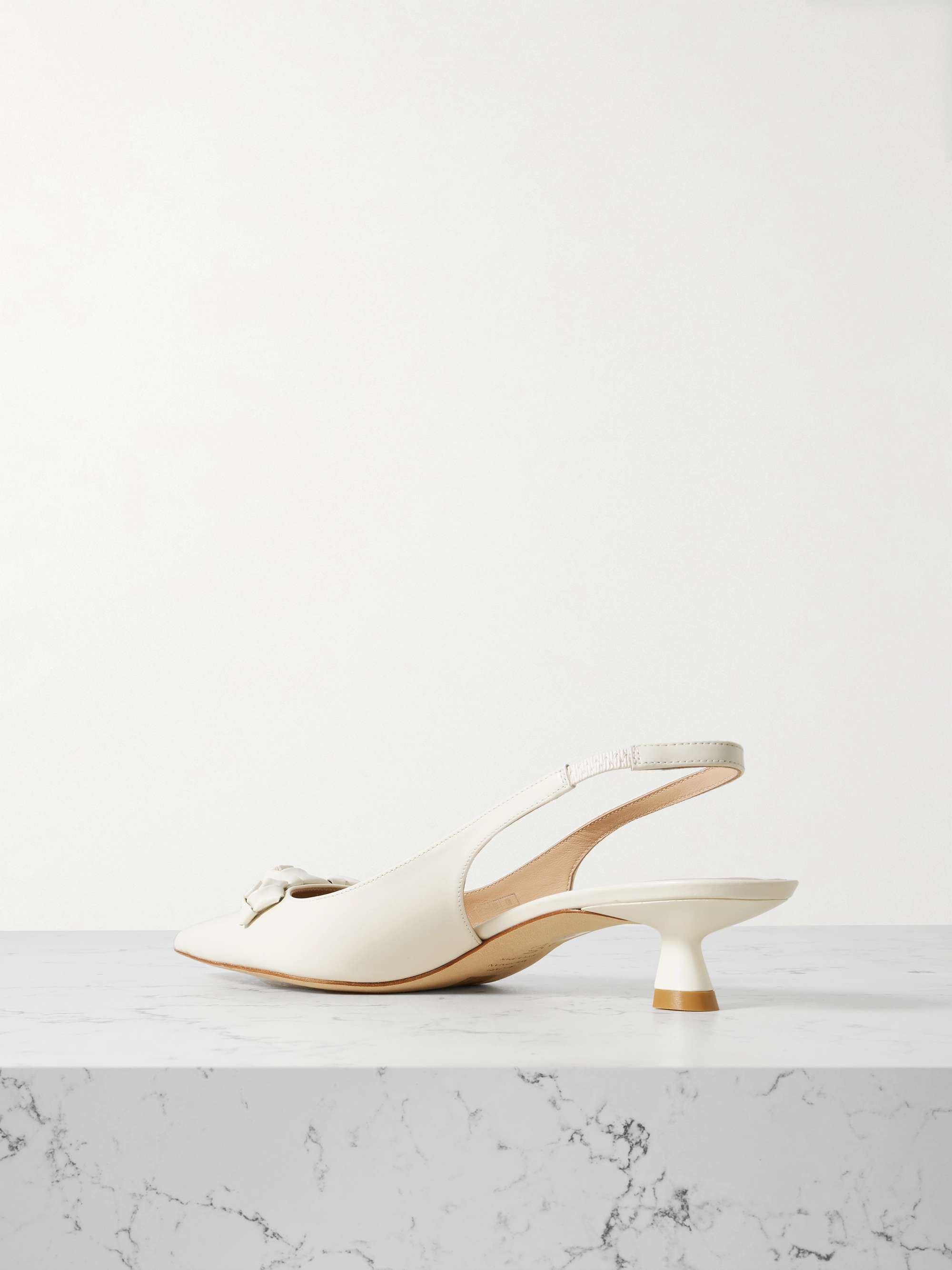 STUART WEITZMAN 