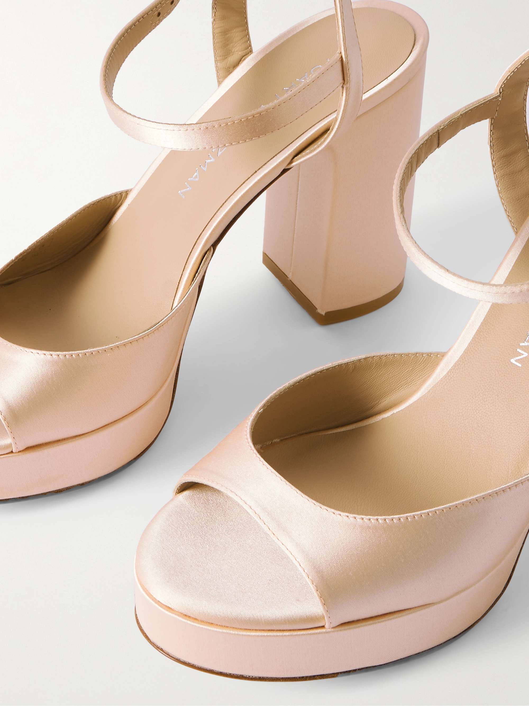 STUART WEITZMAN 