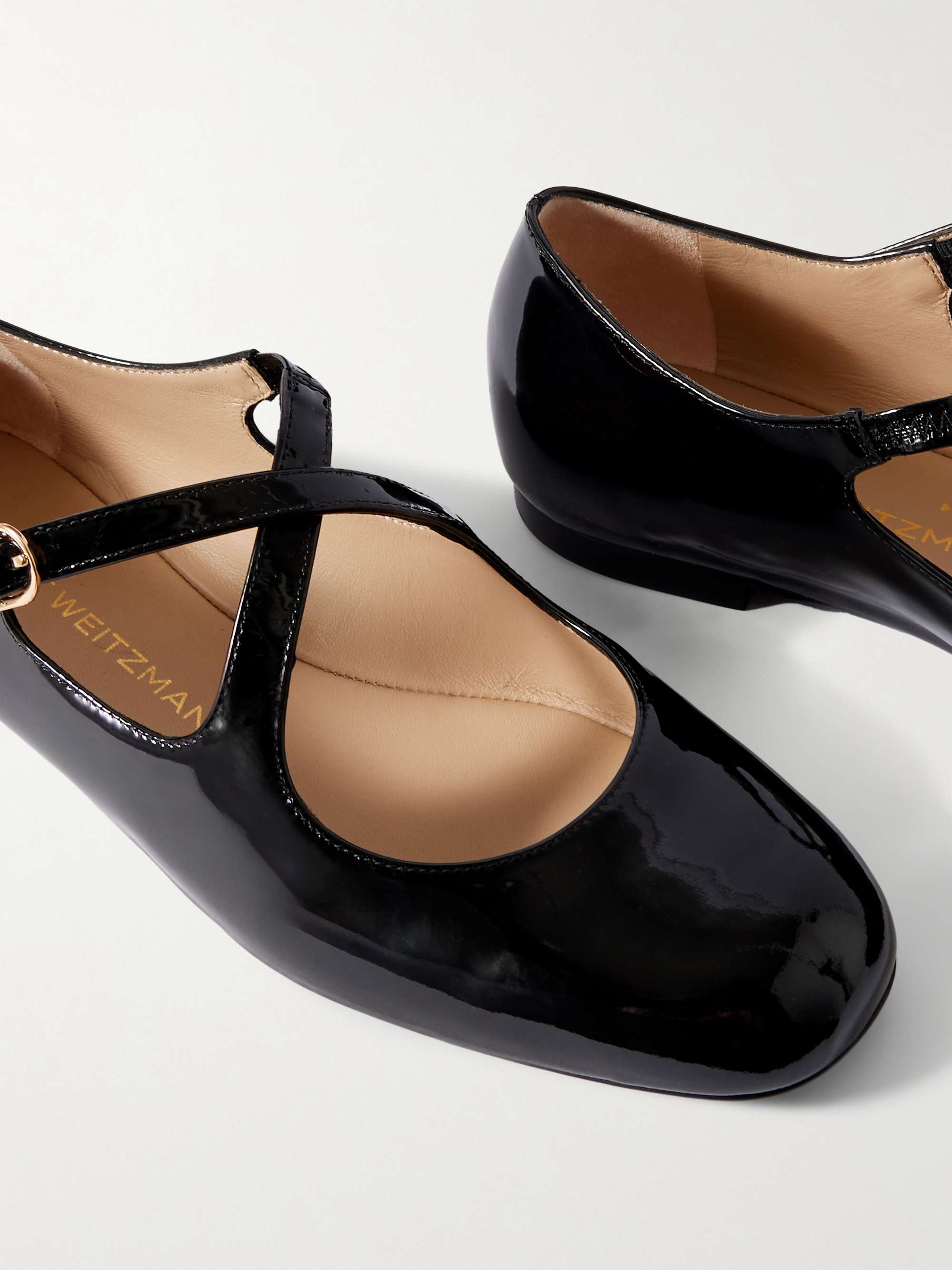 STUART WEITZMAN 