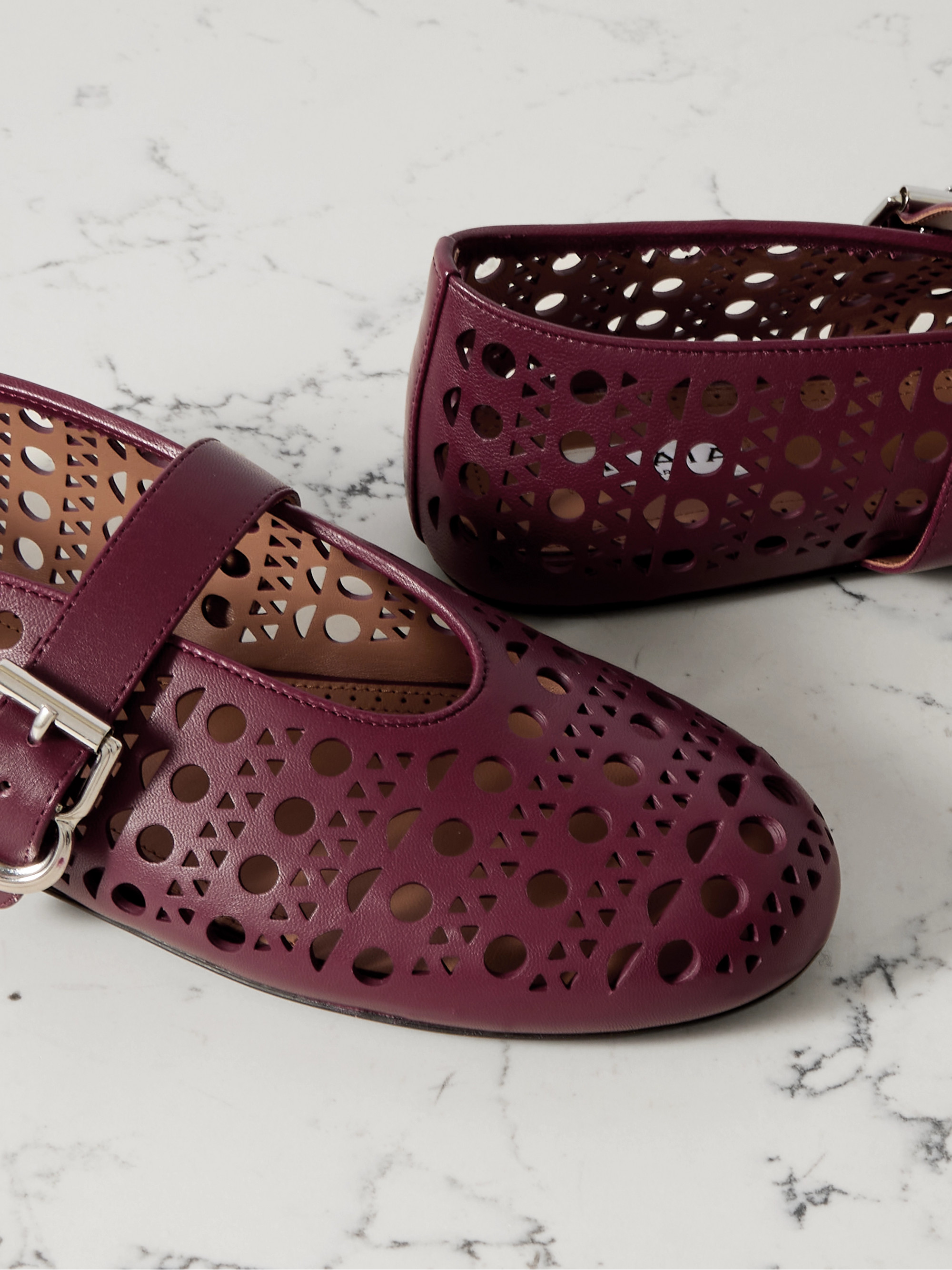 Alaïa Vienne perforated leather ballet flats thumbnail