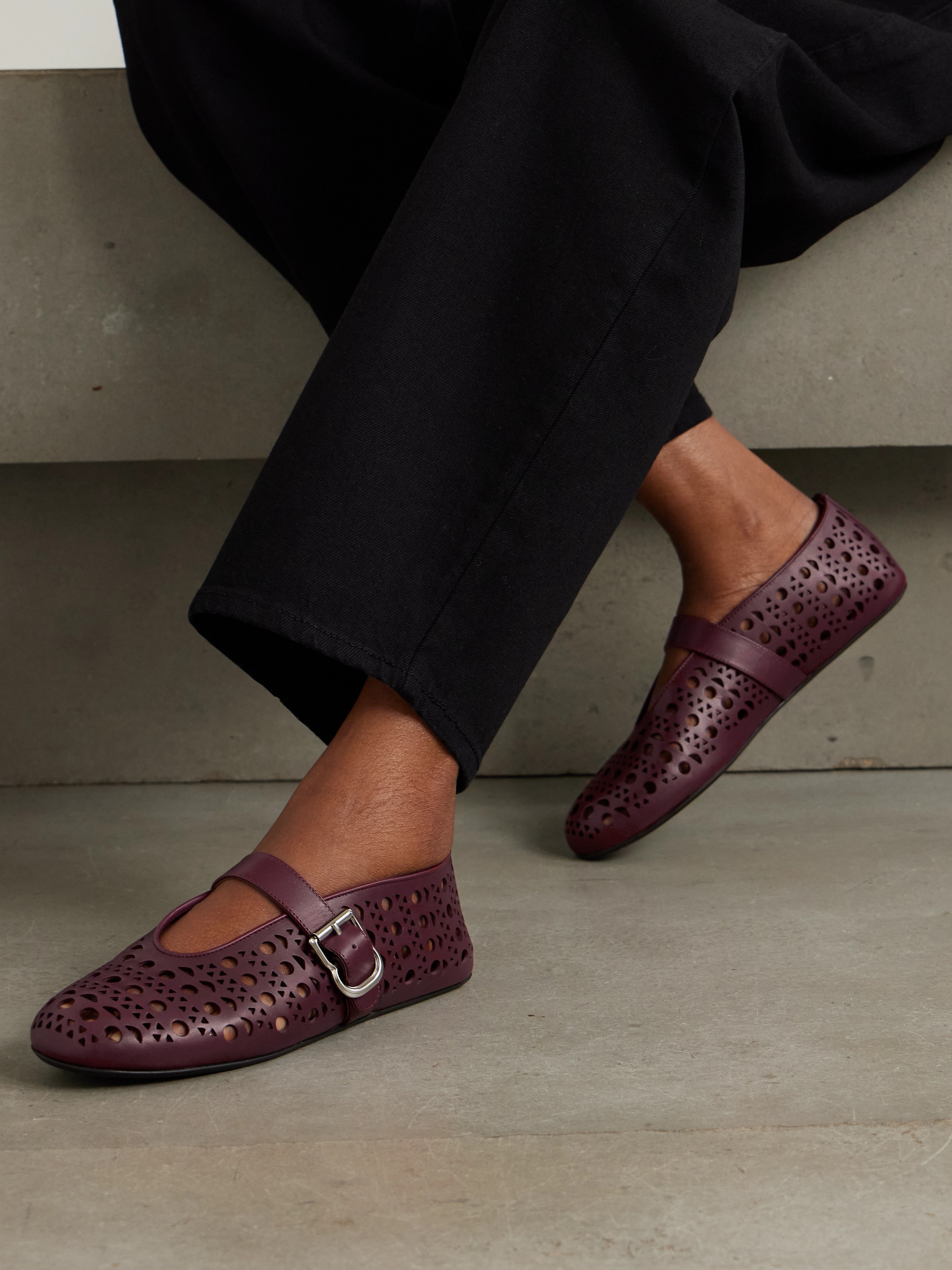 Alaïa Vienne perforated leather ballet flats thumbnail
