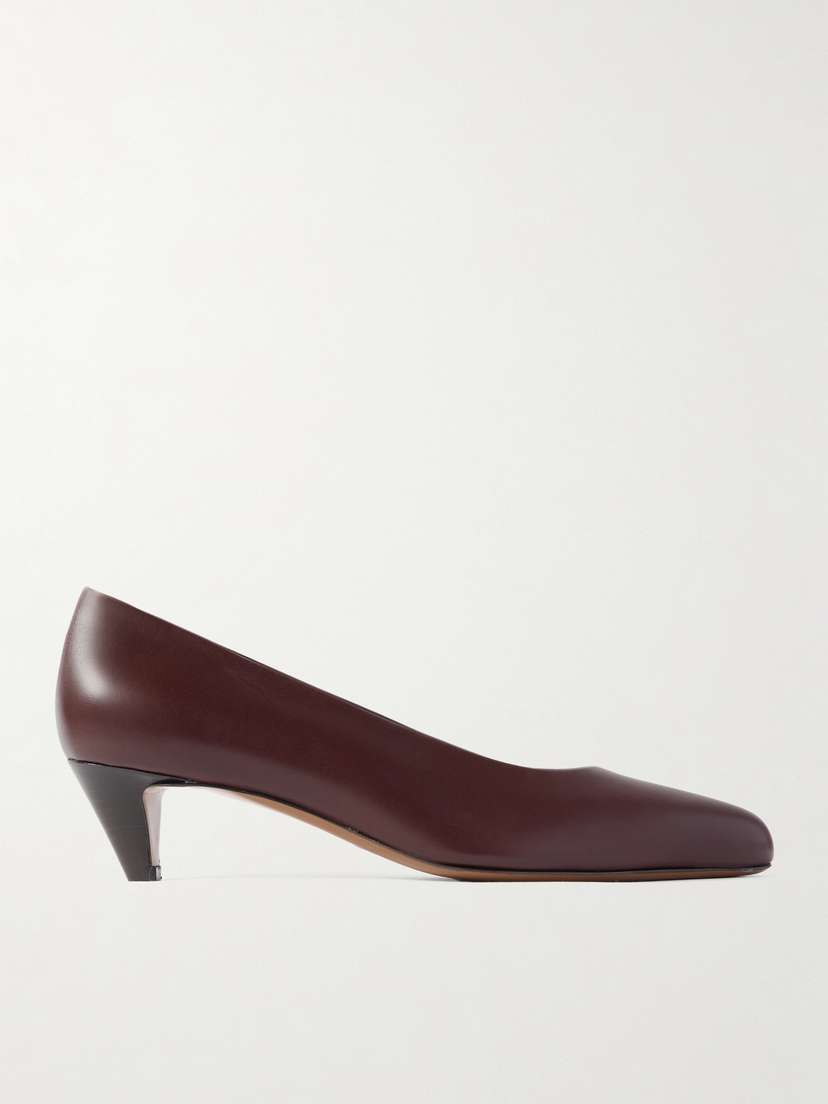 NEOUS Fera Leather Pumps