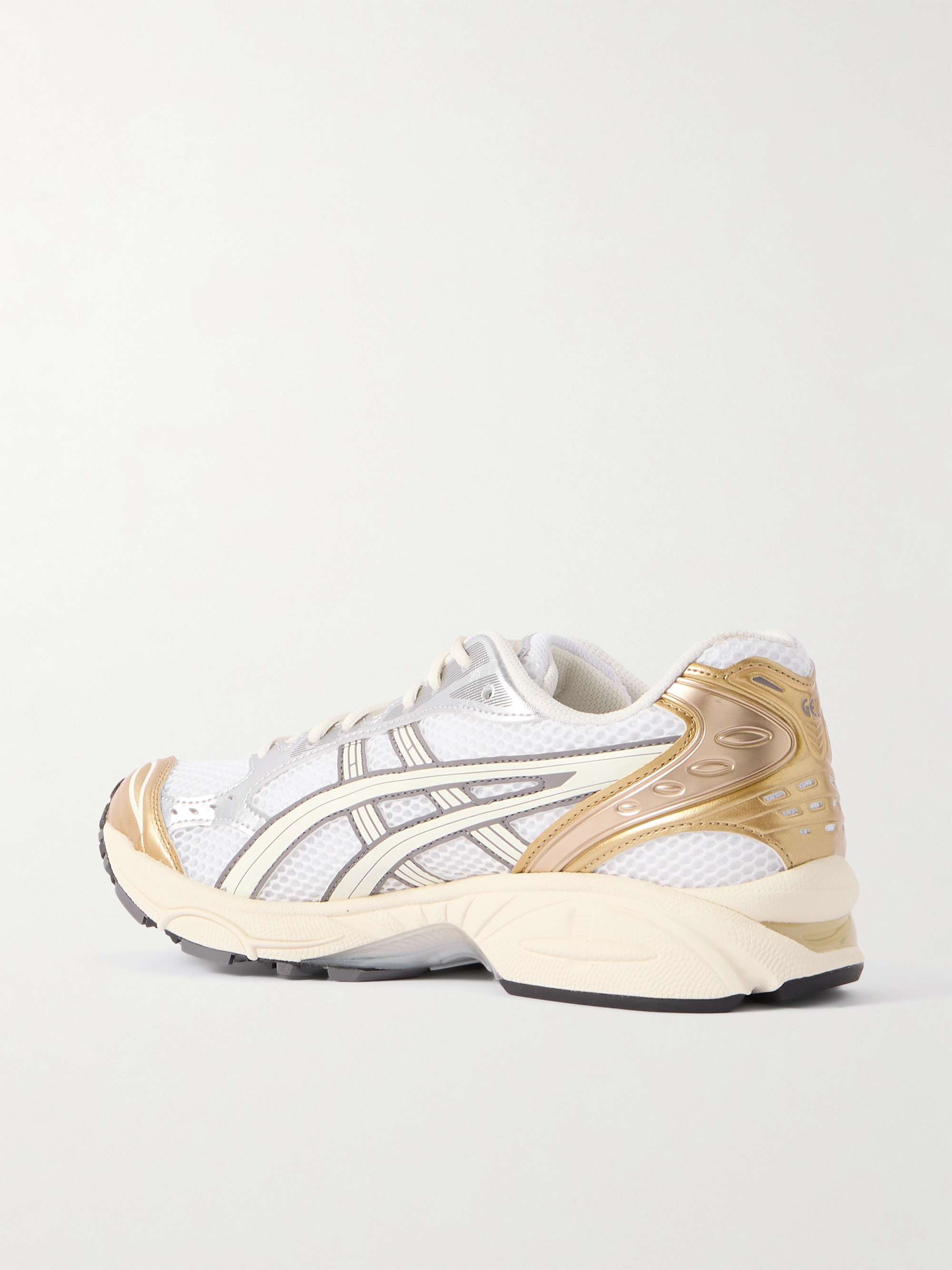 ASICS 