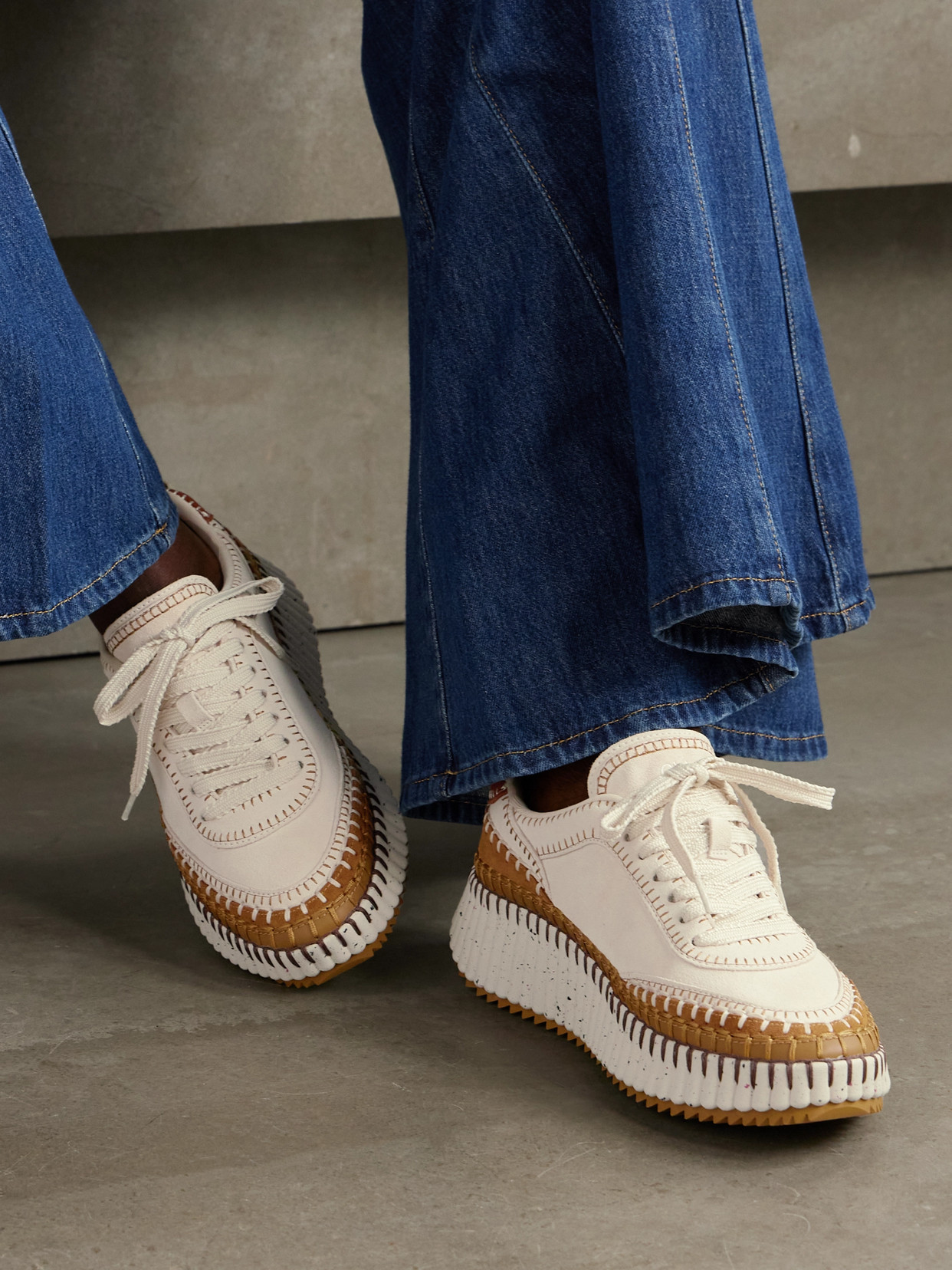 Chloé Chloe Nama Panelled Suede Sneakers In White