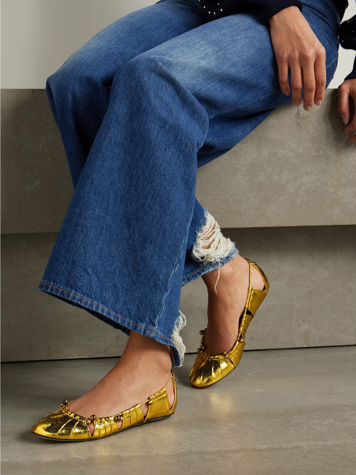 Chloé Luna Cutout Embellished Gathered Metallic Leather Ballet Flats In Gold