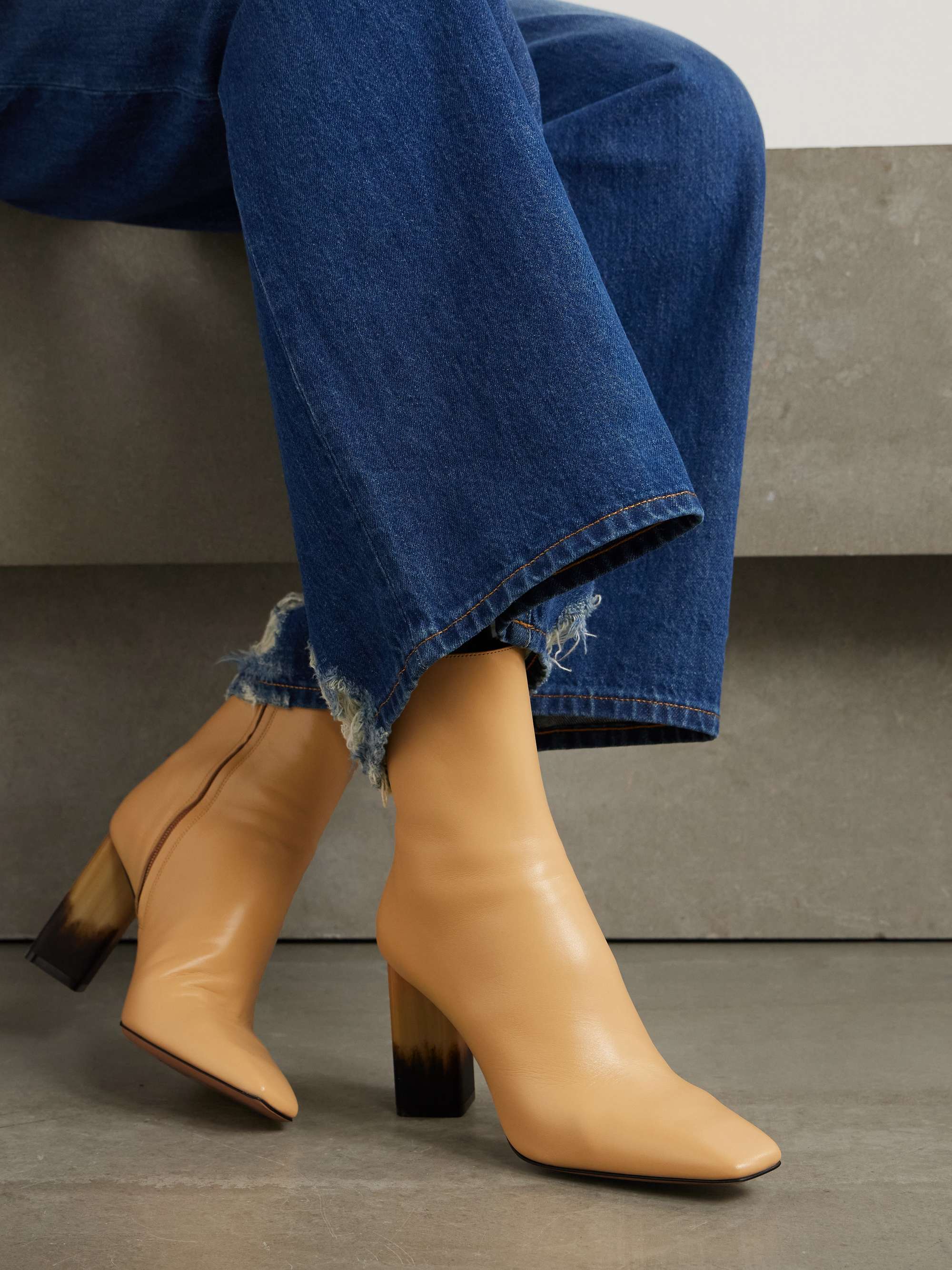 CHLOÉ 