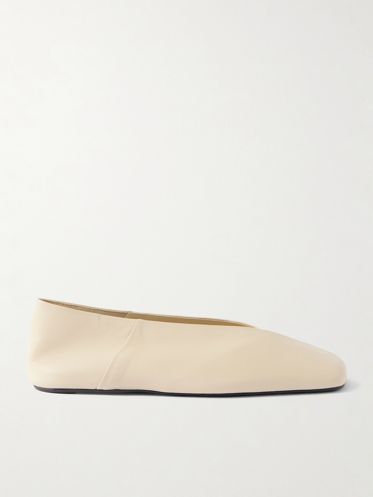Jil Sander Asymmetric Leather Ballet Flats In Cream