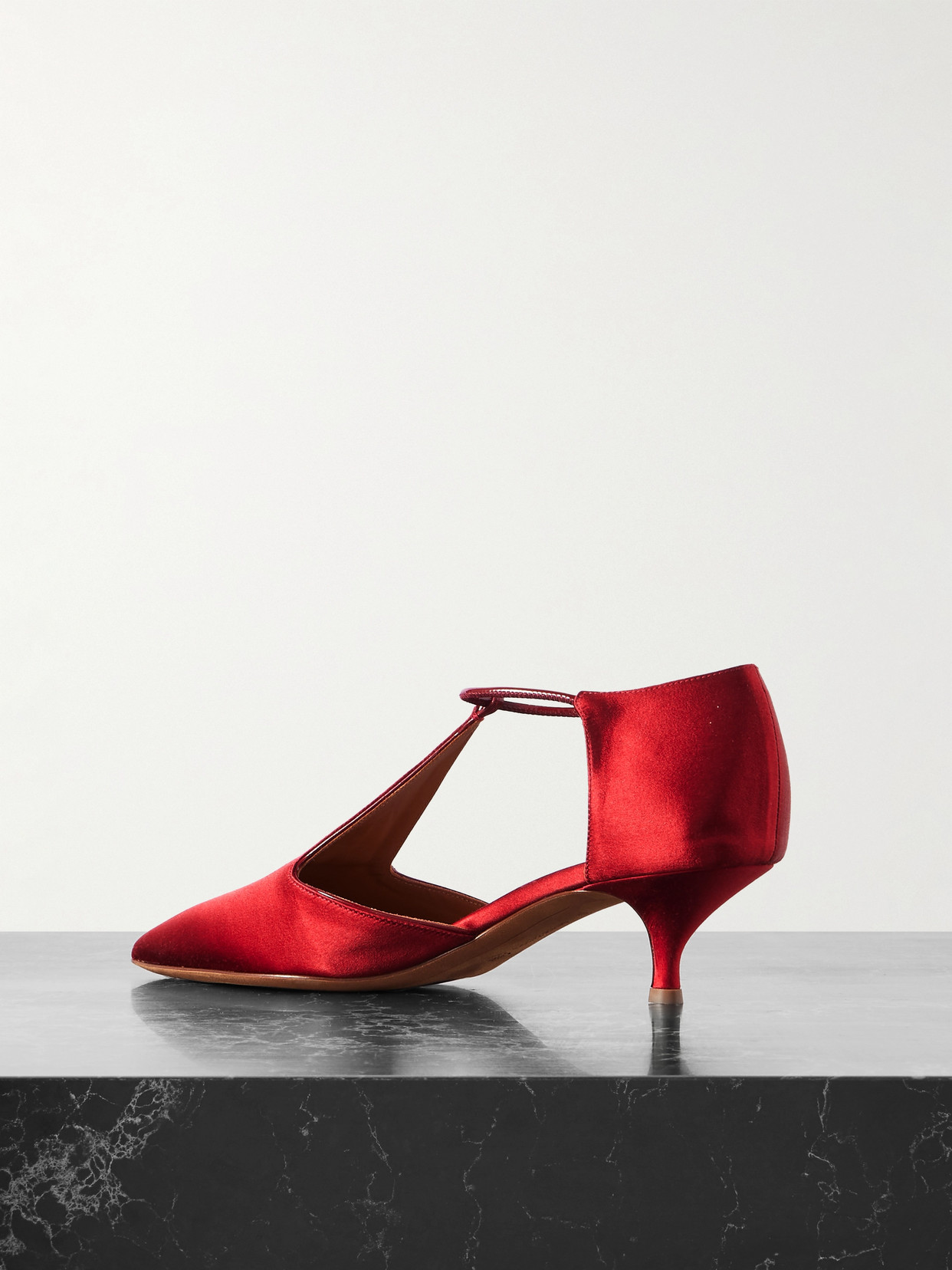 Emme Parsons Leandra Satin Pumps In Red