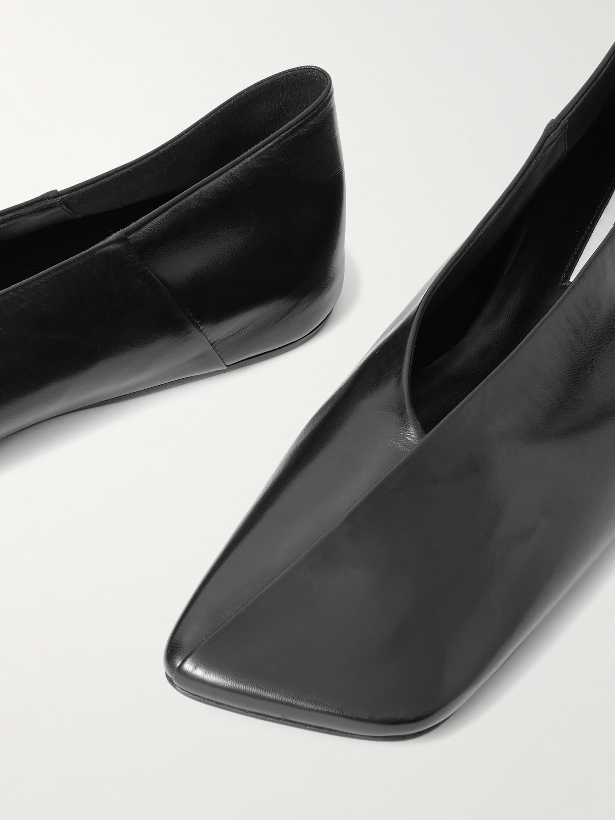 Jil Sander Black Leather Ballet Flats In Black