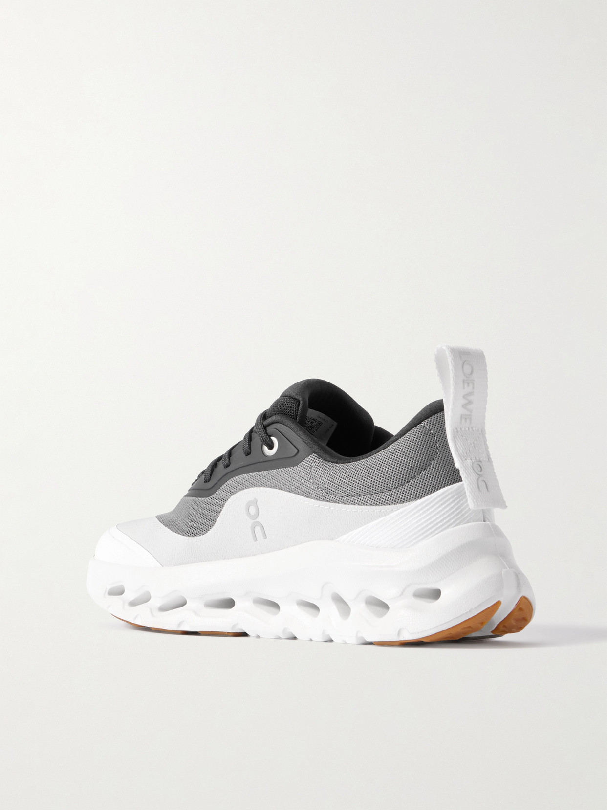 Loewe X On Cloudtilt 2.0 Classic Running Sneakers In Gray