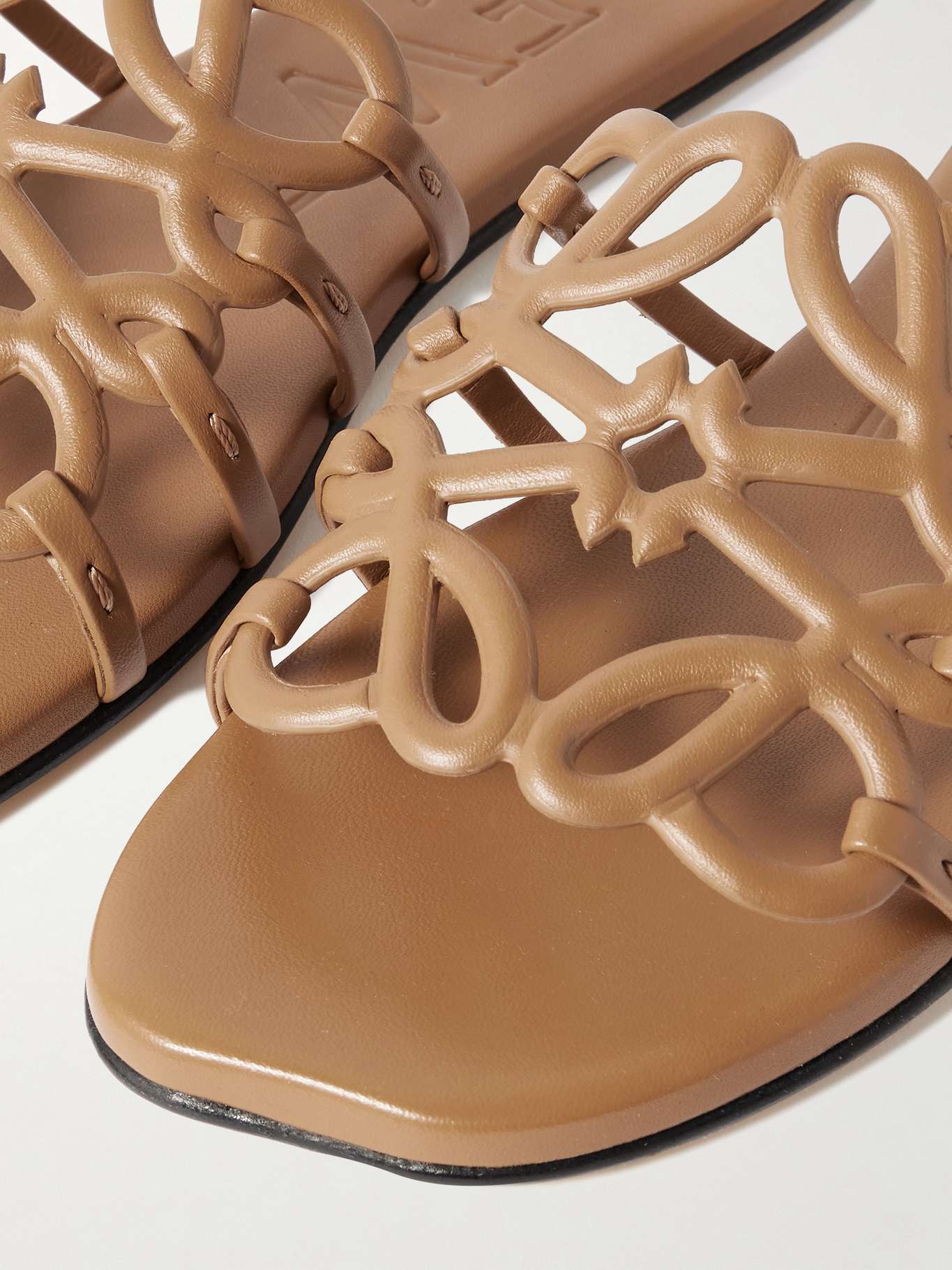 Loewe 25 Petal Anagram Slides Brown Cowhide