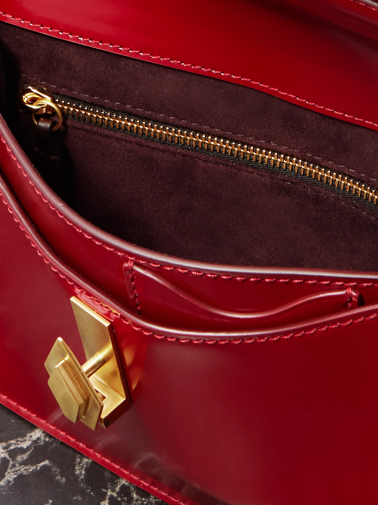 Metier Parallel 22 Leather Shoulder Bag In Red