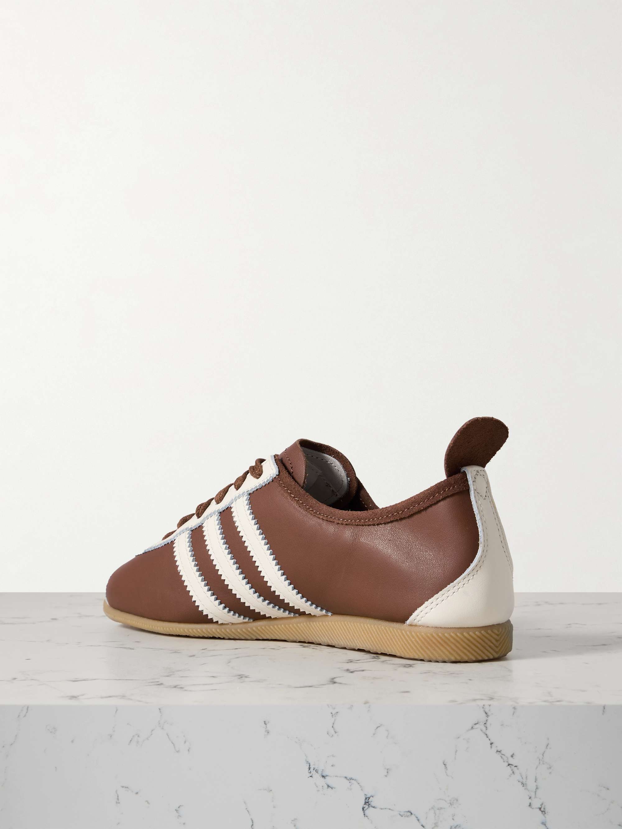 ADIDAS ORIGINALS 
