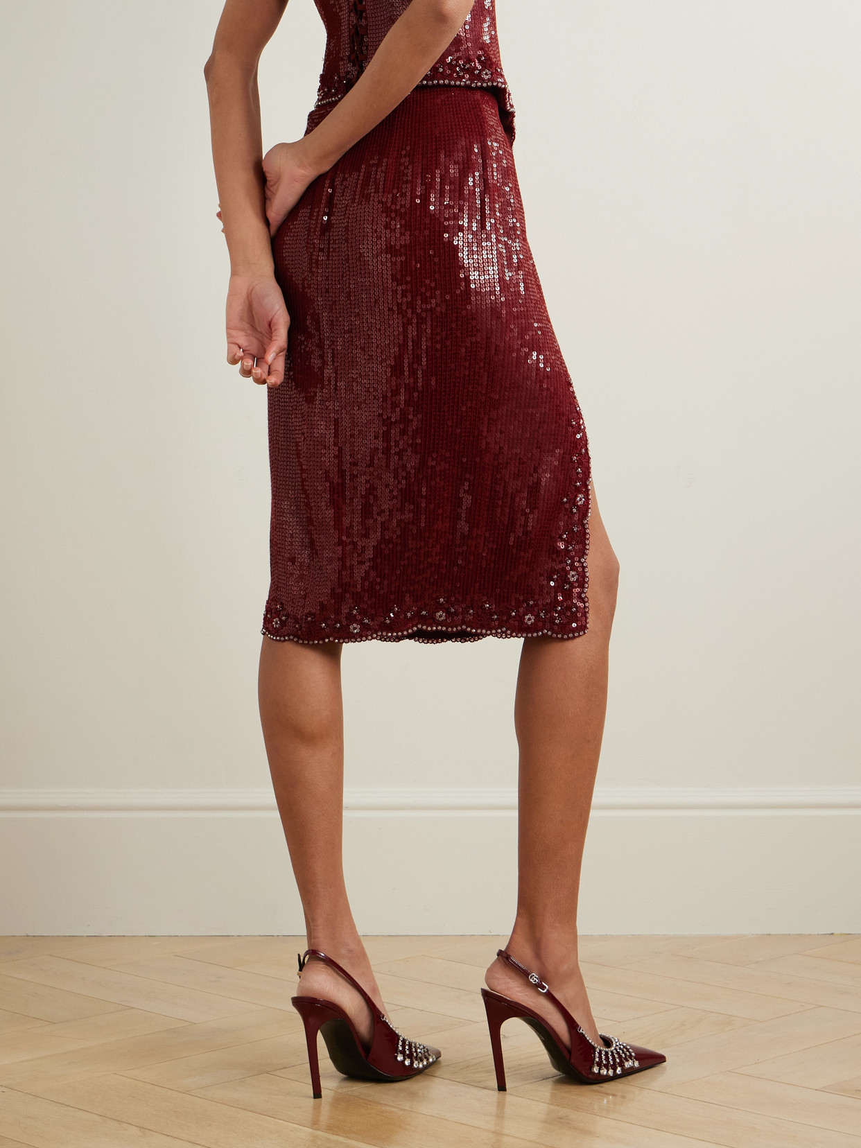 Clio Peppiatt Syrah Scalloped Sequined Tulle Skirt In Red
